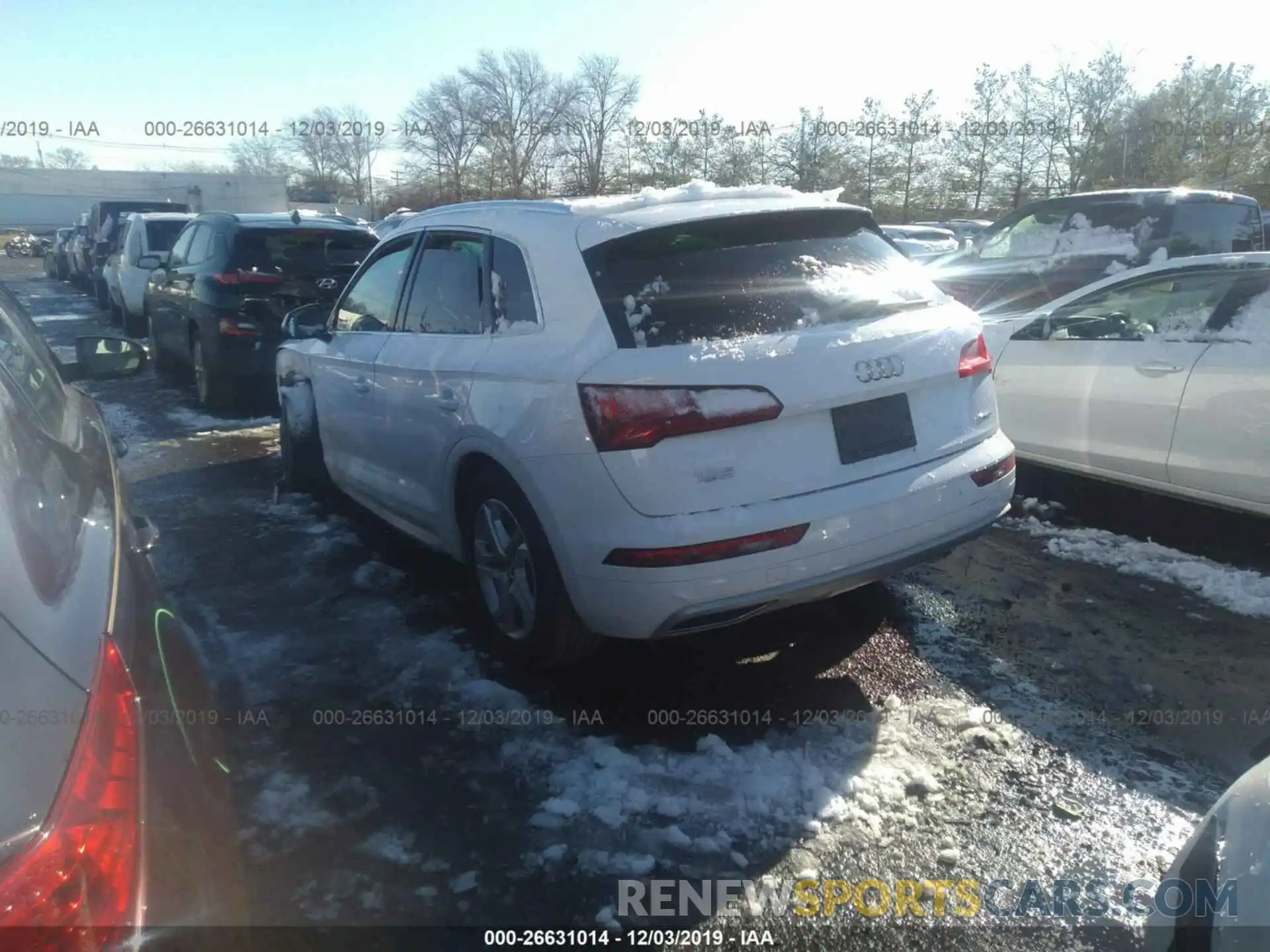 3 Photograph of a damaged car WA1ANAFY0K2055073 AUDI Q5 2019