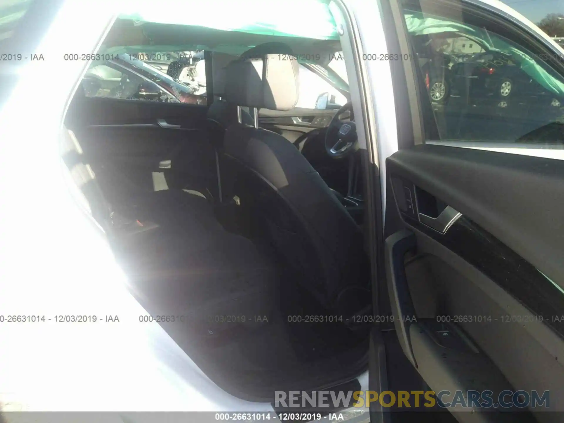 8 Photograph of a damaged car WA1ANAFY0K2055073 AUDI Q5 2019