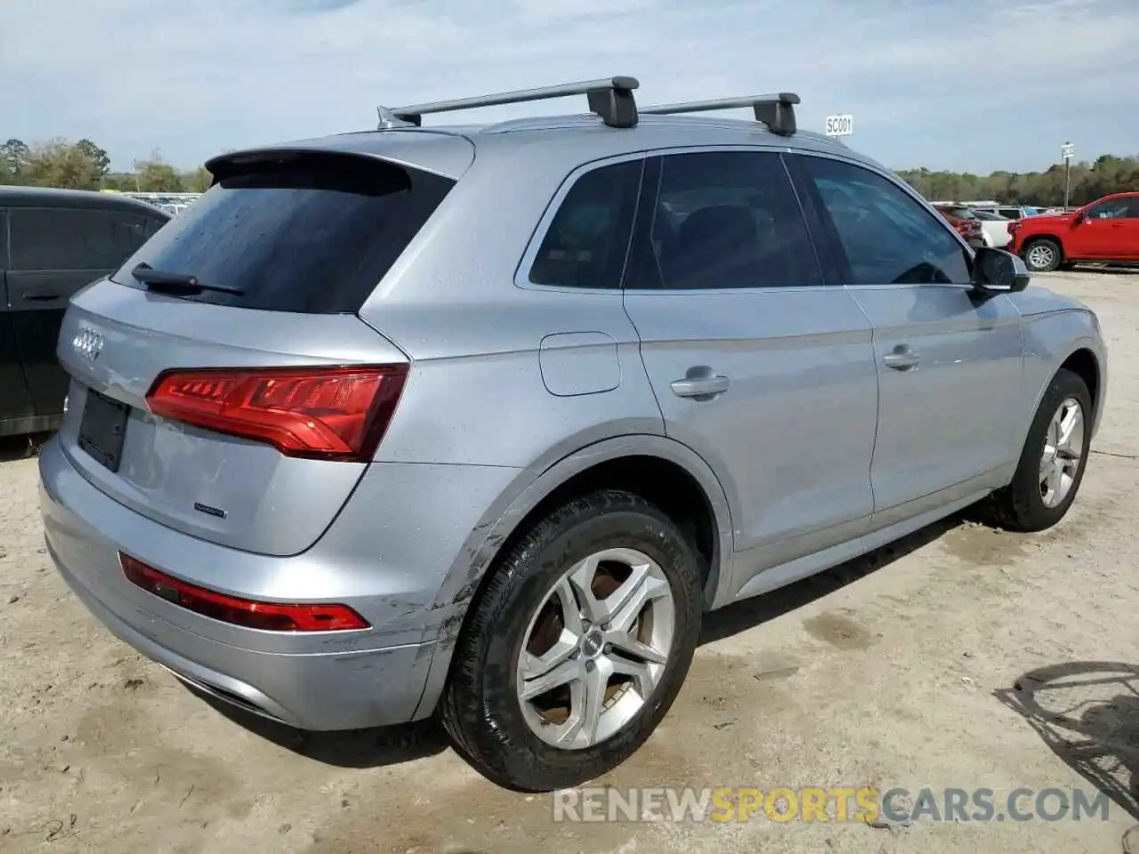 3 Фотография поврежденного автомобиля WA1ANAFY0K2074450 AUDI Q5 2019