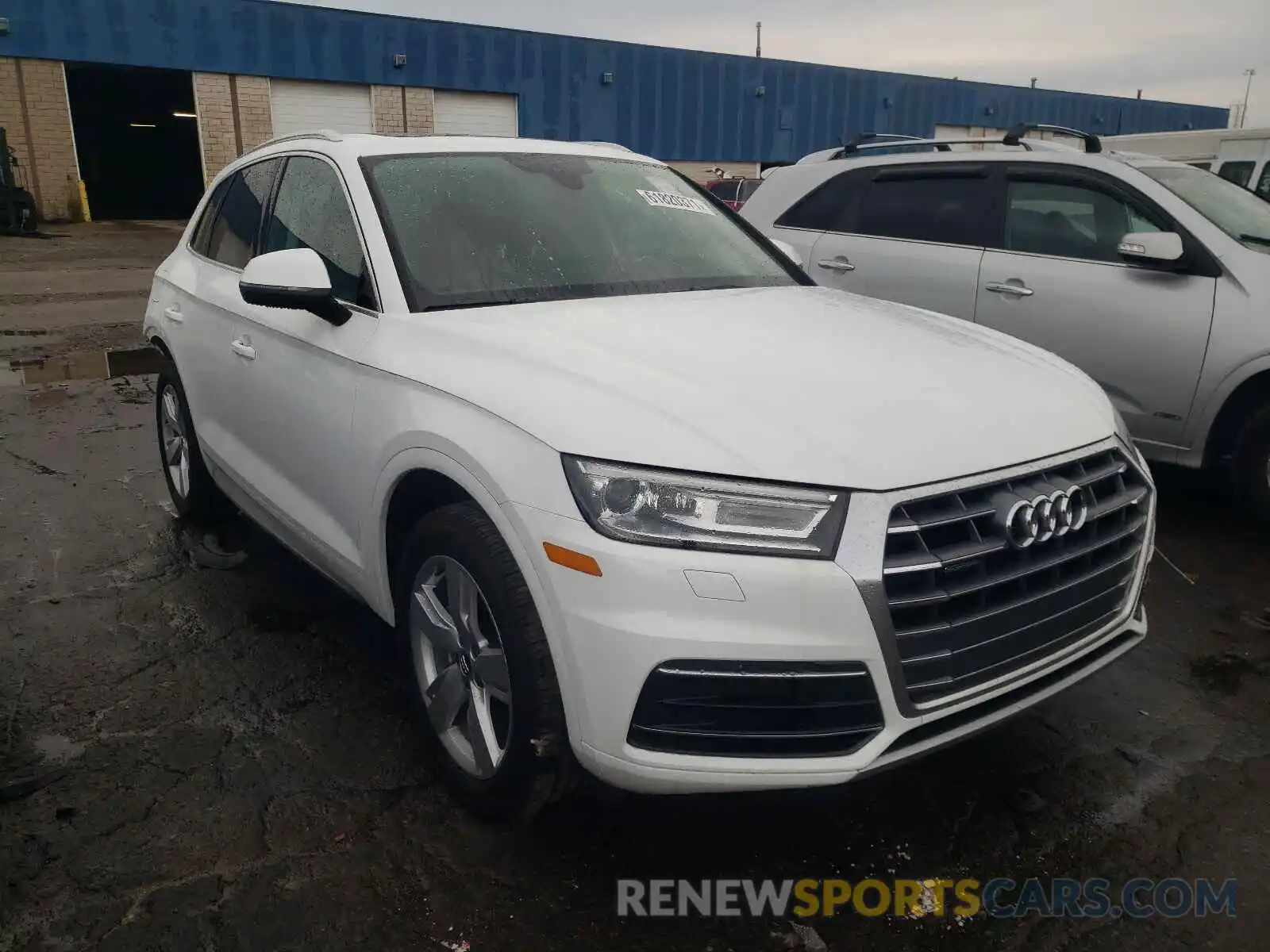 1 Photograph of a damaged car WA1ANAFY0K2074898 AUDI Q5 2019