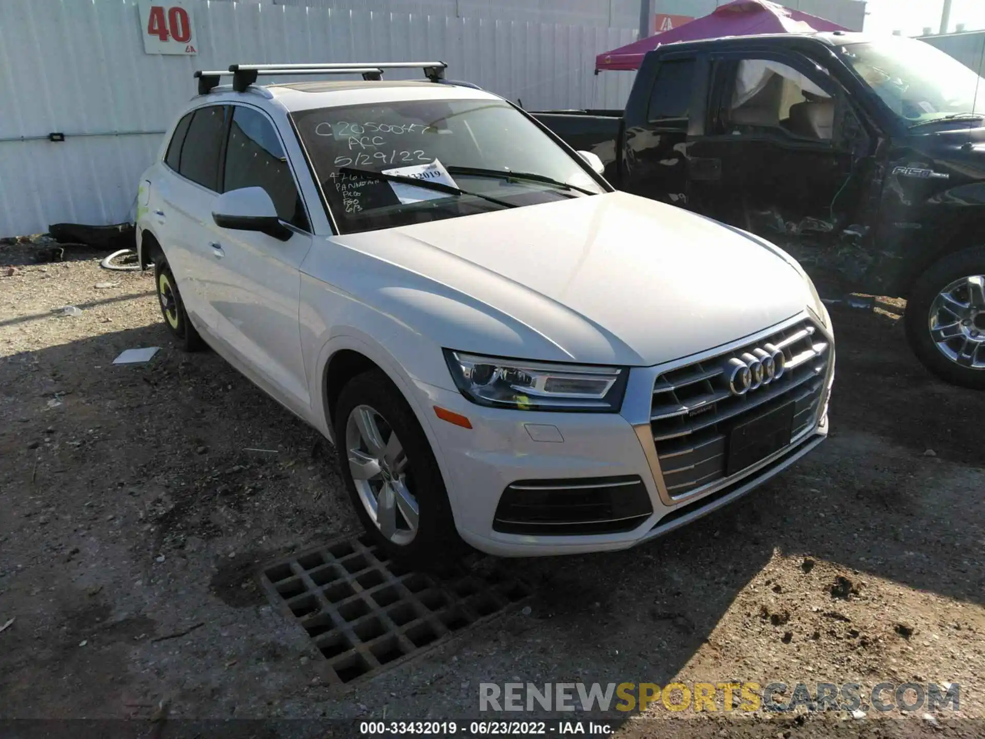 1 Photograph of a damaged car WA1ANAFY0K2086467 AUDI Q5 2019