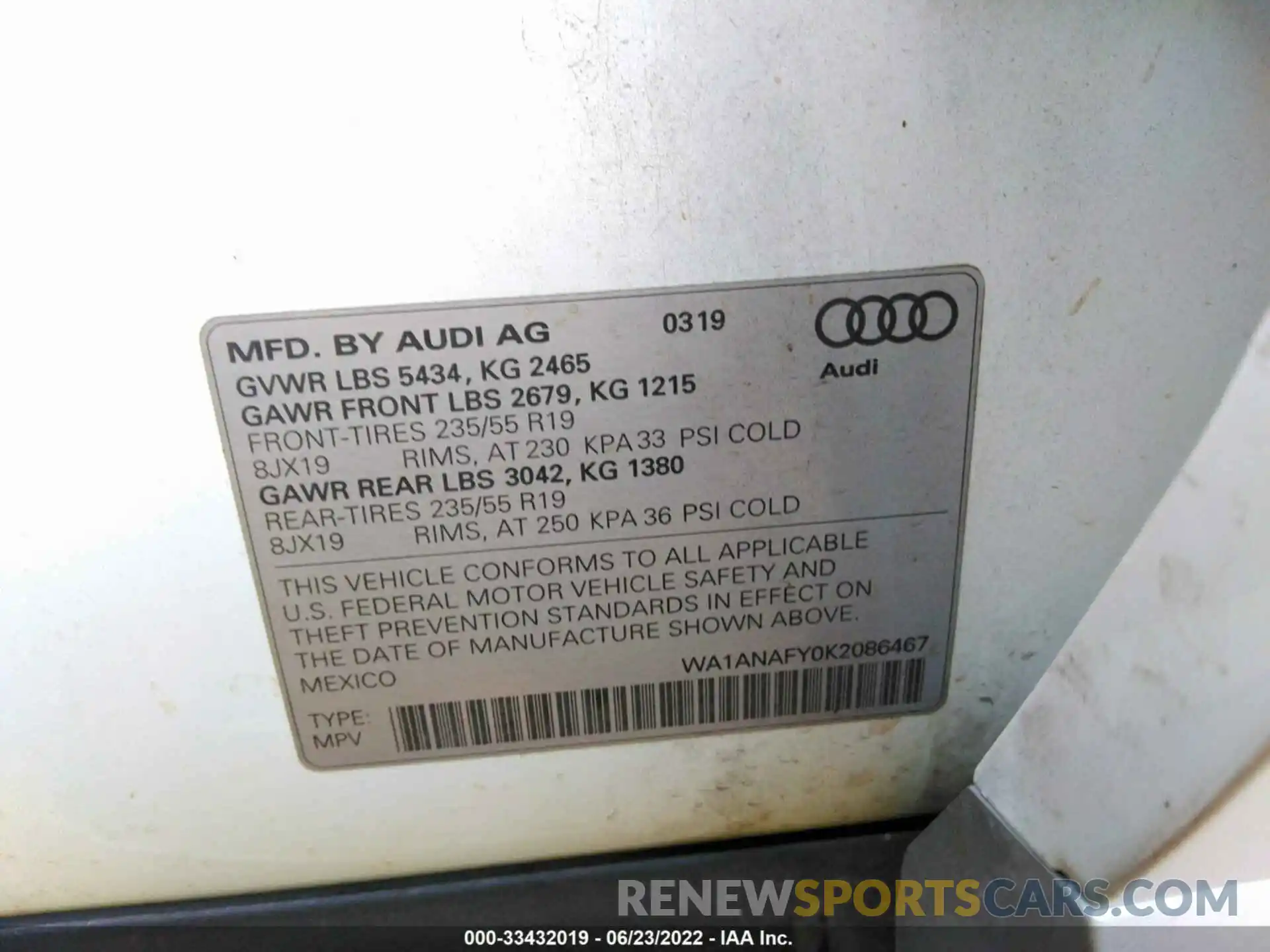 9 Photograph of a damaged car WA1ANAFY0K2086467 AUDI Q5 2019