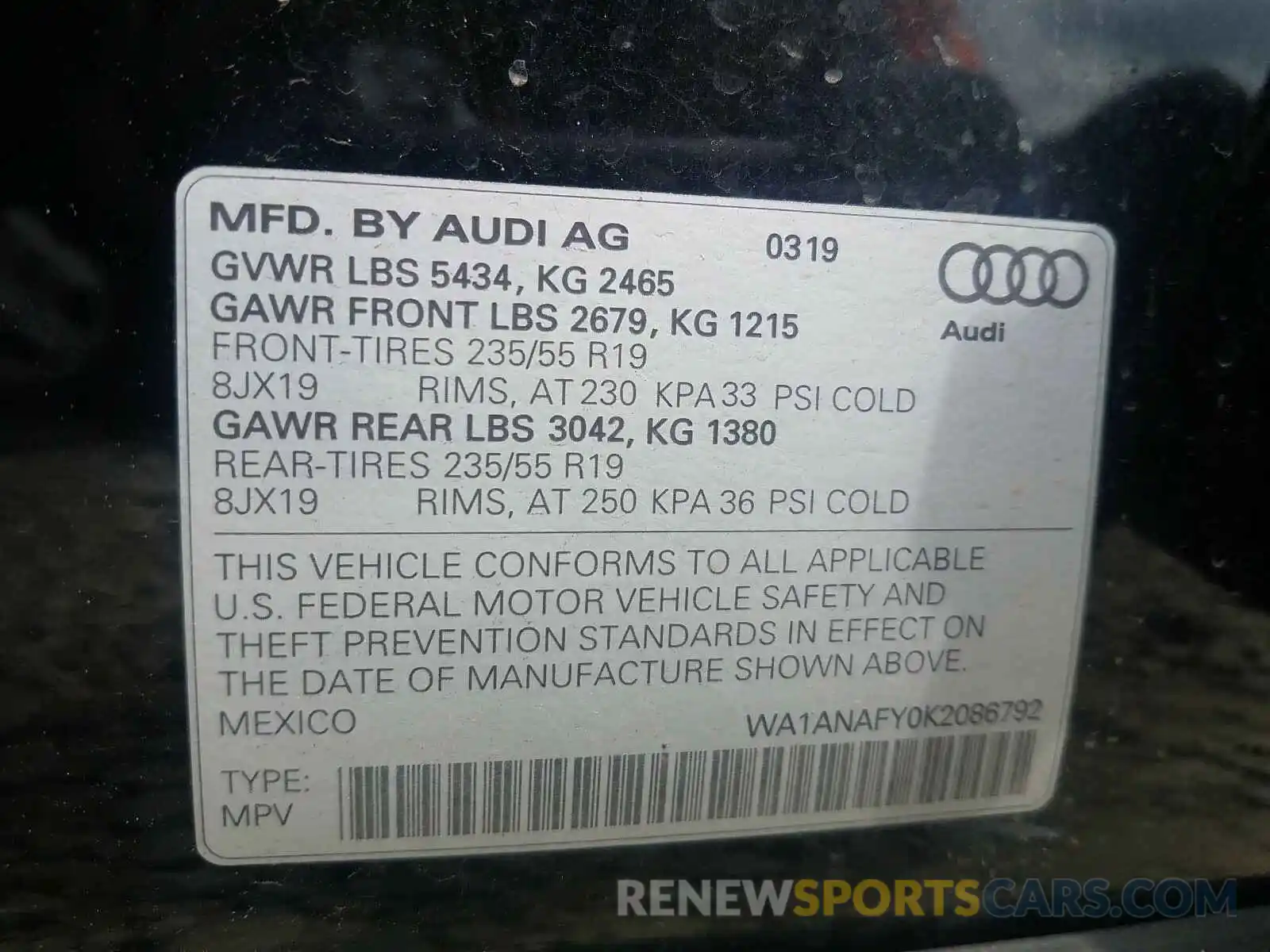 10 Photograph of a damaged car WA1ANAFY0K2086792 AUDI Q5 2019