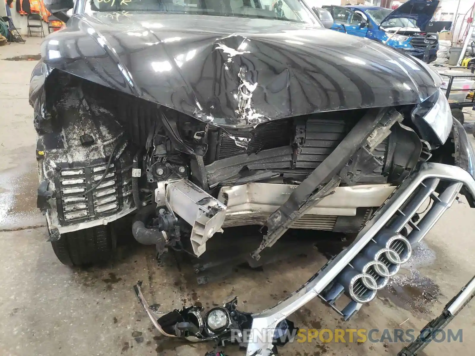 9 Photograph of a damaged car WA1ANAFY0K2090941 AUDI Q5 2019