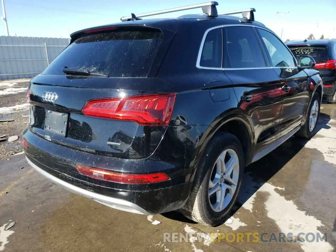 4 Фотография поврежденного автомобиля WA1ANAFY0K2121847 AUDI Q5 2019