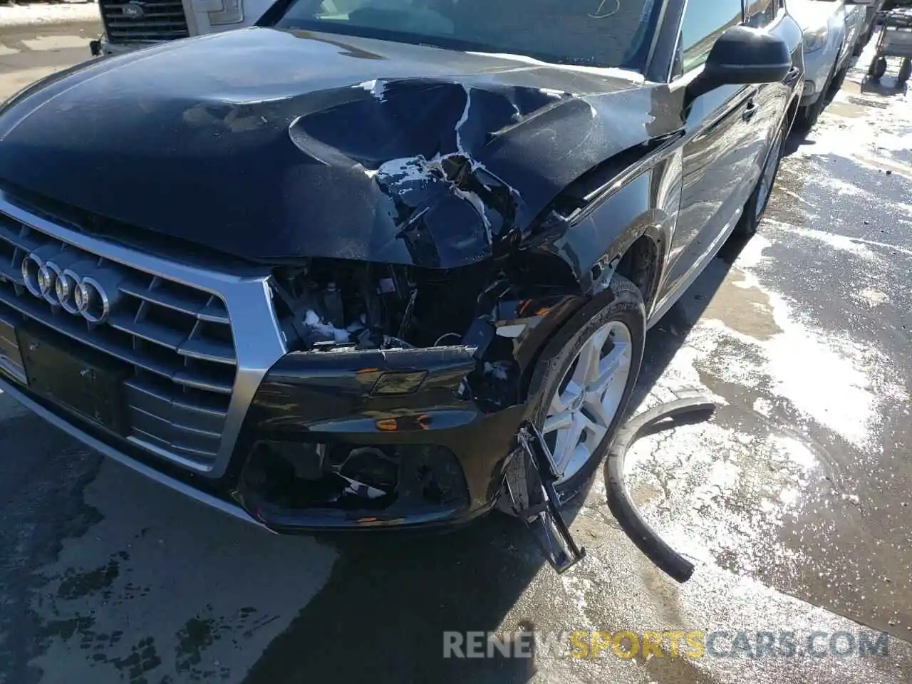 9 Photograph of a damaged car WA1ANAFY0K2121847 AUDI Q5 2019