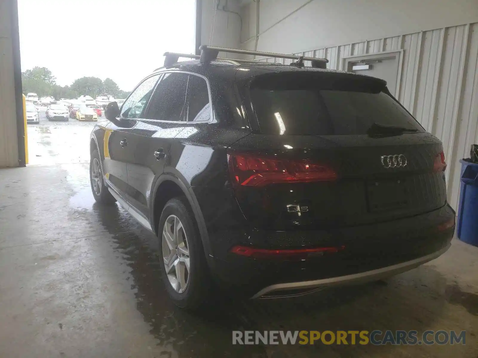 3 Фотография поврежденного автомобиля WA1ANAFY0K2126451 AUDI Q5 2019