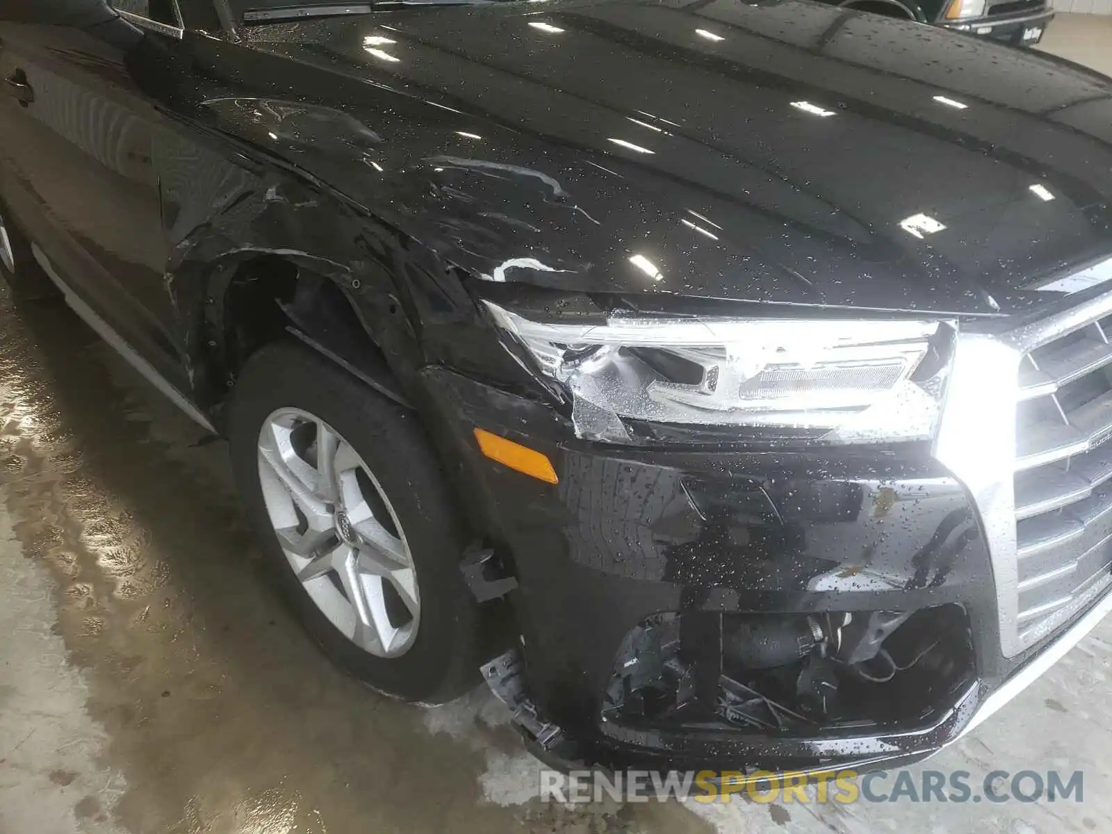 9 Photograph of a damaged car WA1ANAFY0K2126451 AUDI Q5 2019