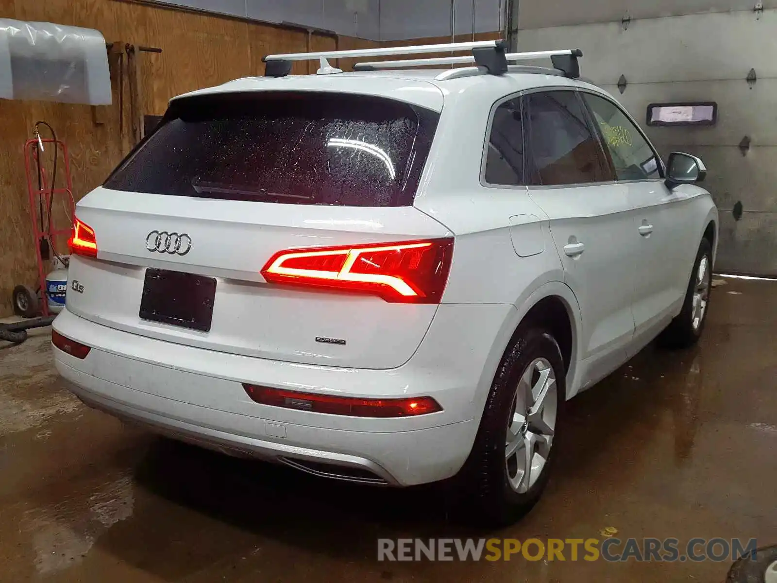 4 Photograph of a damaged car WA1ANAFY0K2127194 AUDI Q5 2019