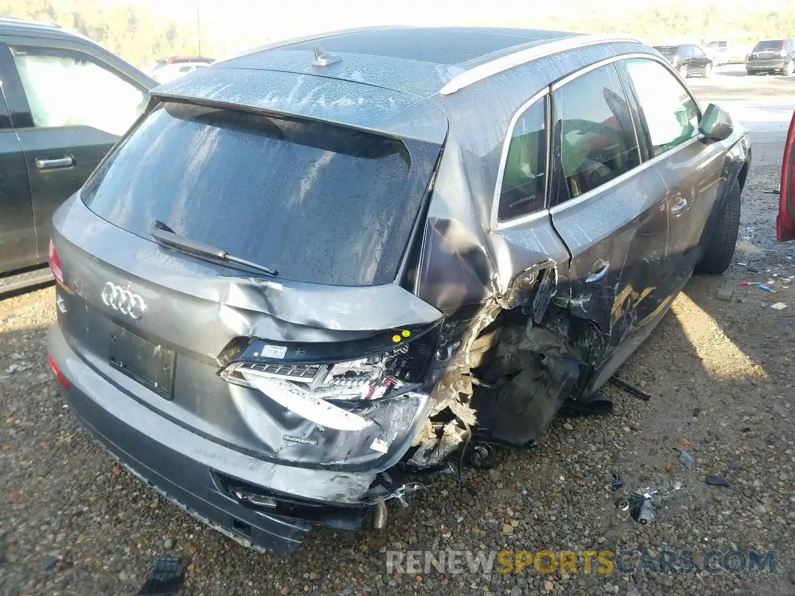 4 Фотография поврежденного автомобиля WA1ANAFY0K2135991 AUDI Q5 2019