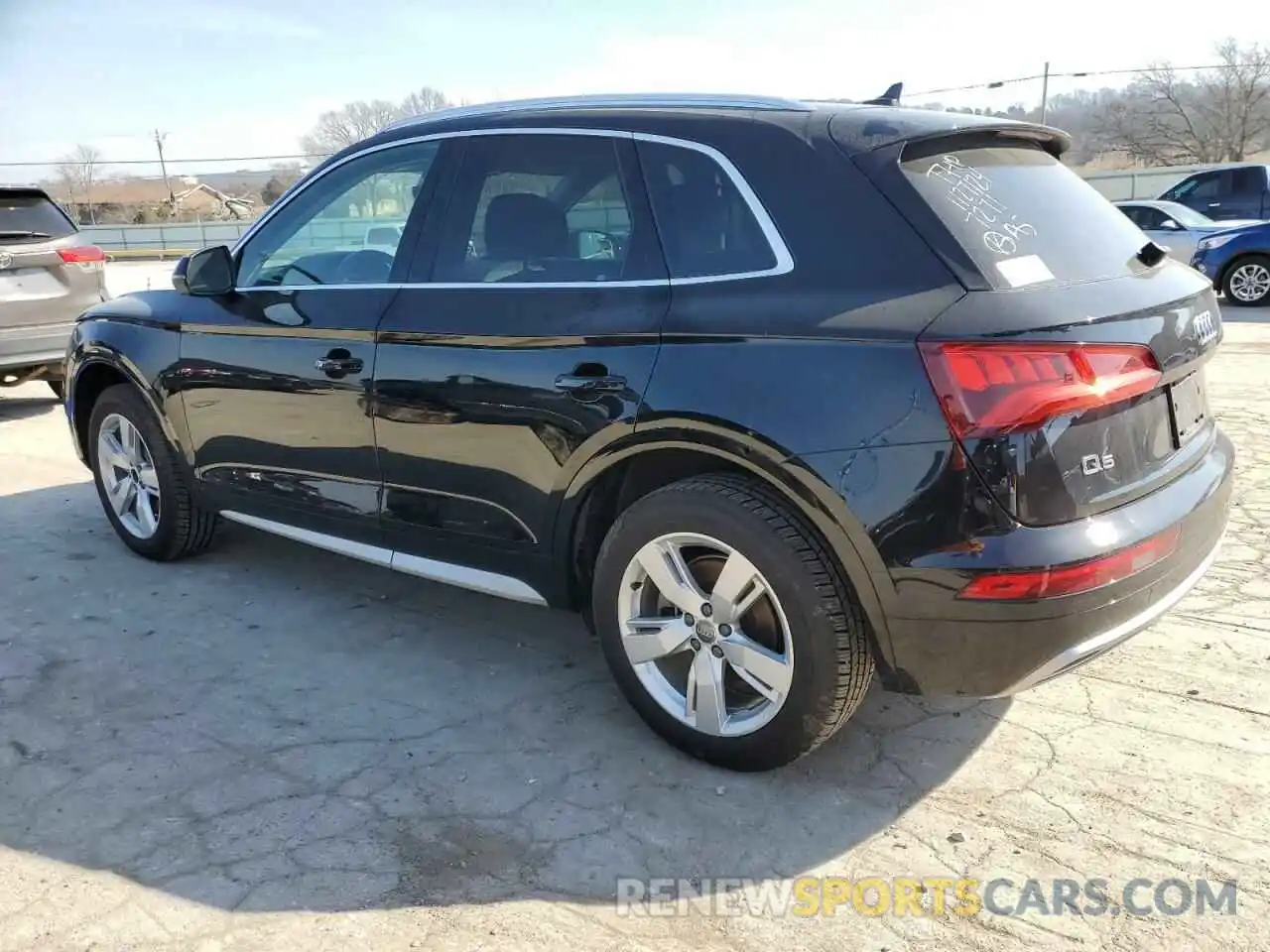 2 Фотография поврежденного автомобиля WA1ANAFY1K2017271 AUDI Q5 2019