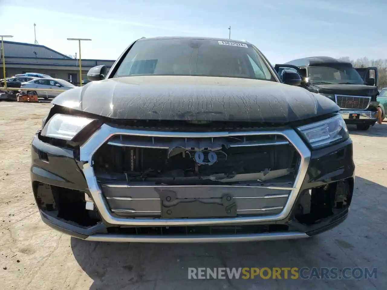 5 Photograph of a damaged car WA1ANAFY1K2017271 AUDI Q5 2019