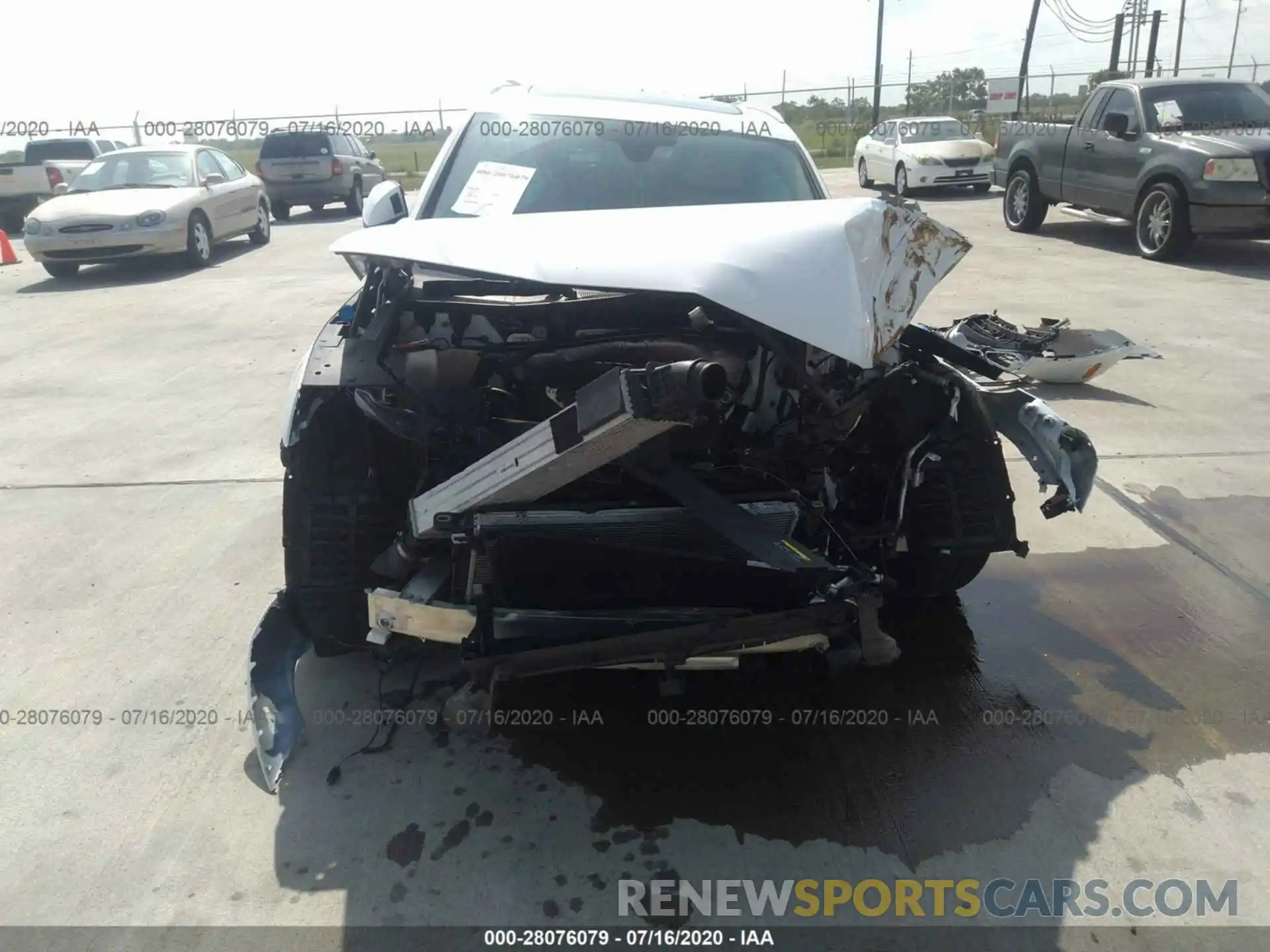 6 Photograph of a damaged car WA1ANAFY1K2047936 AUDI Q5 2019