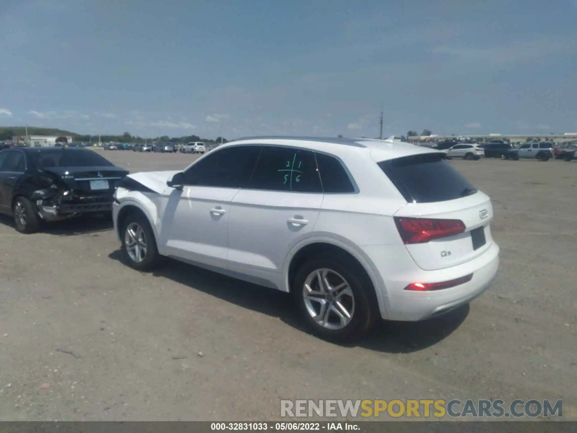 3 Фотография поврежденного автомобиля WA1ANAFY1K2055101 AUDI Q5 2019