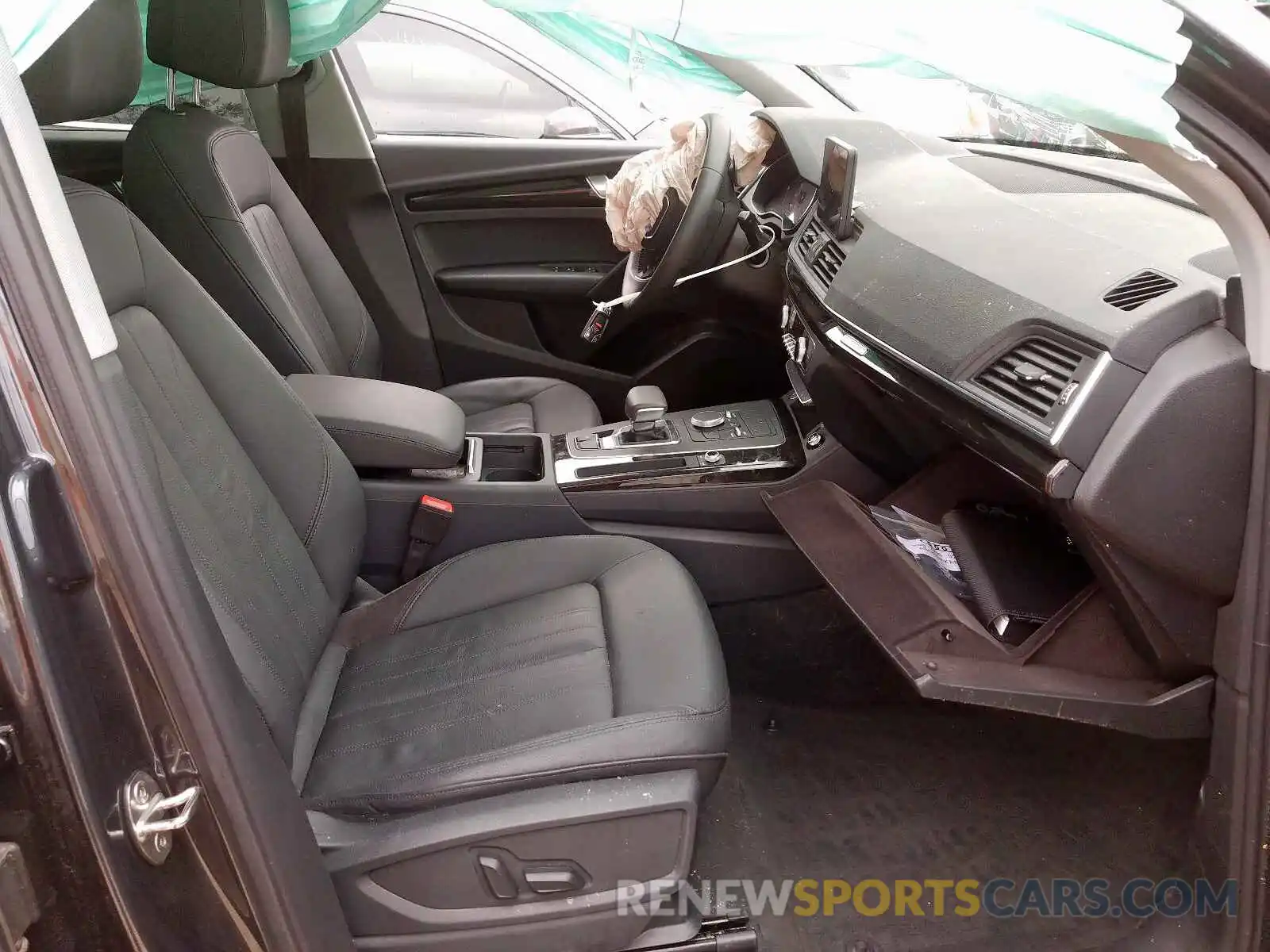 5 Photograph of a damaged car WA1ANAFY1K2057625 AUDI Q5 2019