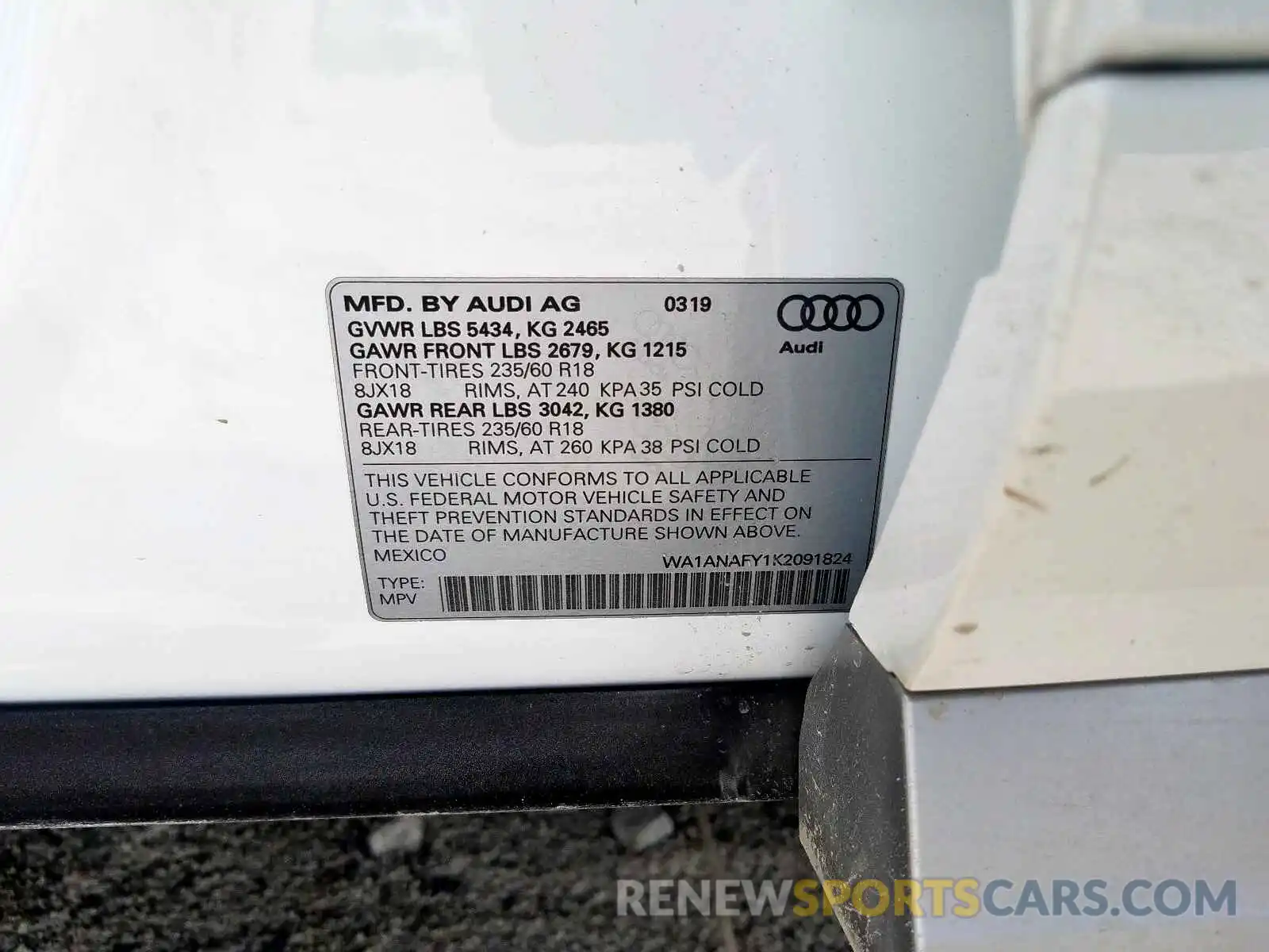 10 Photograph of a damaged car WA1ANAFY1K2091824 AUDI Q5 2019