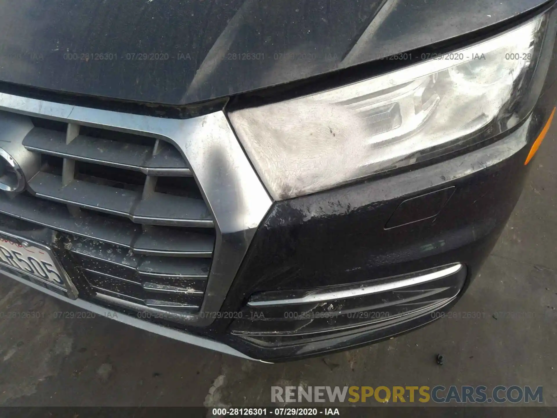 12 Photograph of a damaged car WA1ANAFY1K2096179 AUDI Q5 2019