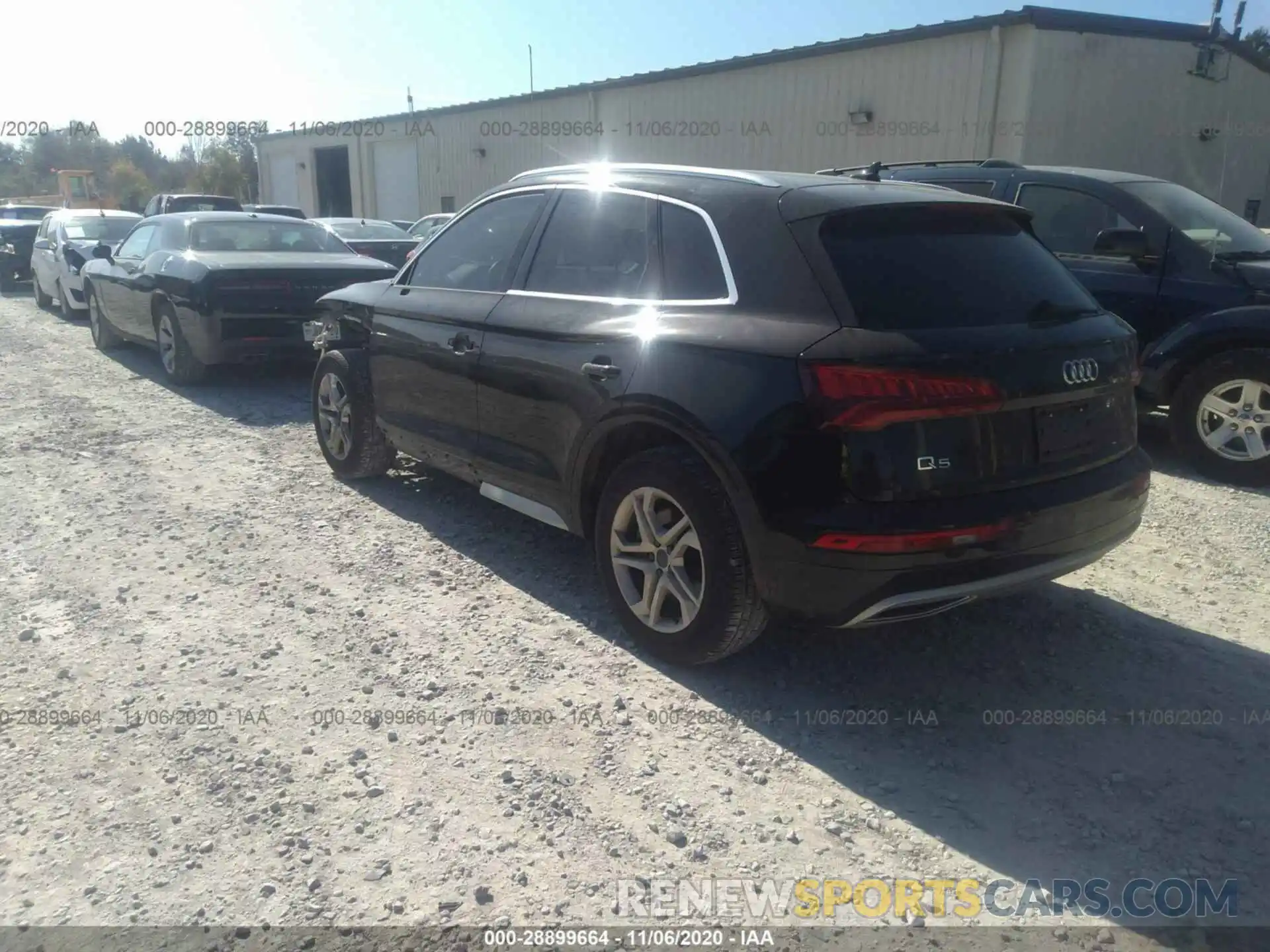 3 Фотография поврежденного автомобиля WA1ANAFY1K2107813 AUDI Q5 2019