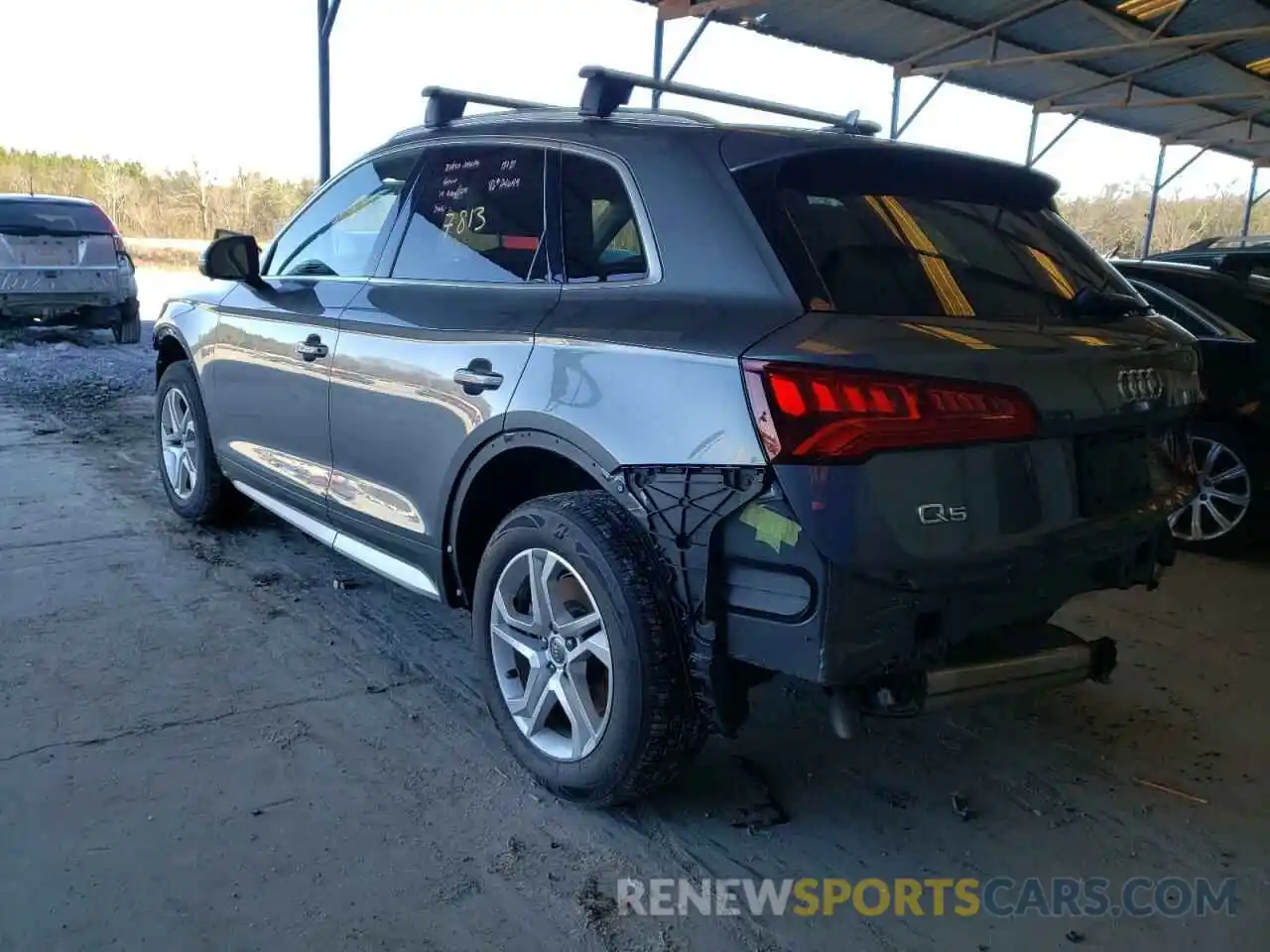 3 Photograph of a damaged car WA1ANAFY1K2109285 AUDI Q5 2019