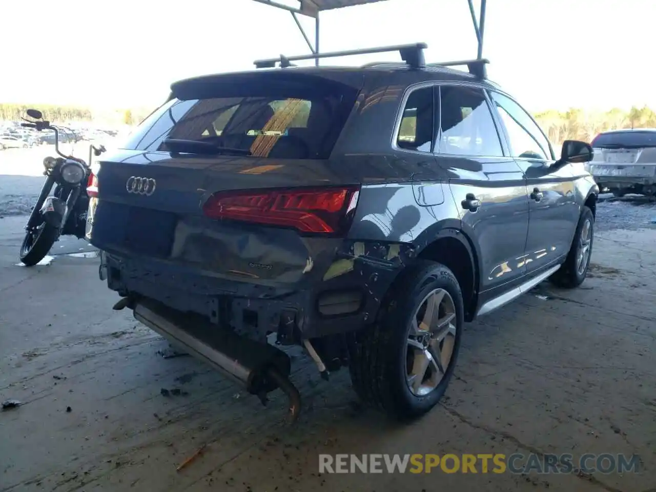 4 Photograph of a damaged car WA1ANAFY1K2109285 AUDI Q5 2019