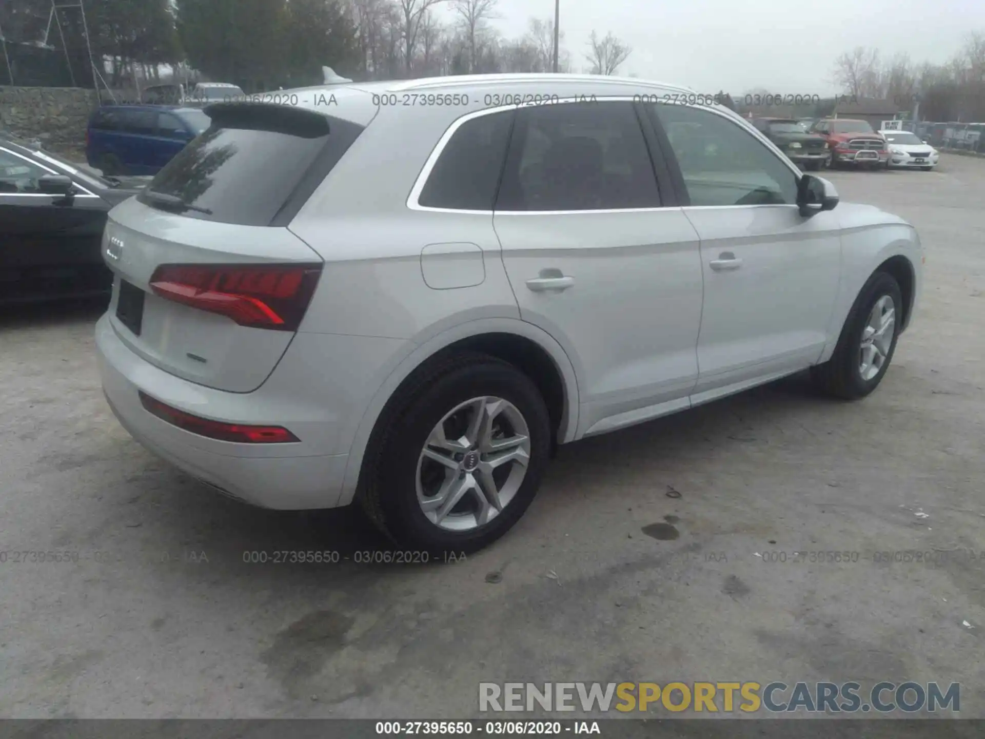 4 Фотография поврежденного автомобиля WA1ANAFY1K2115698 AUDI Q5 2019