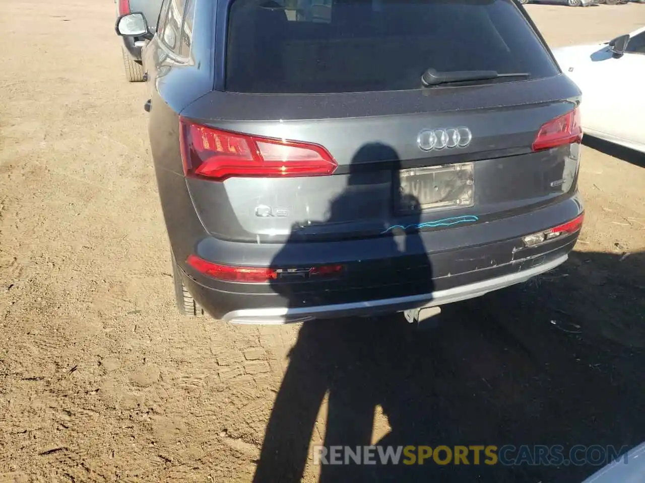 9 Photograph of a damaged car WA1ANAFY1K2116222 AUDI Q5 2019