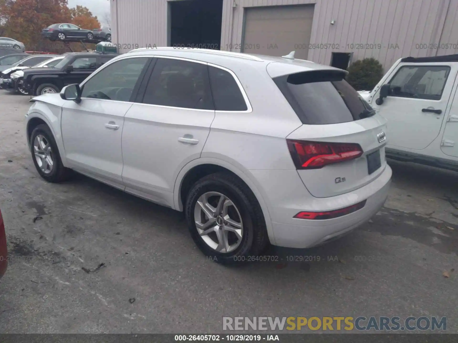 3 Фотография поврежденного автомобиля WA1ANAFY1K2117483 AUDI Q5 2019