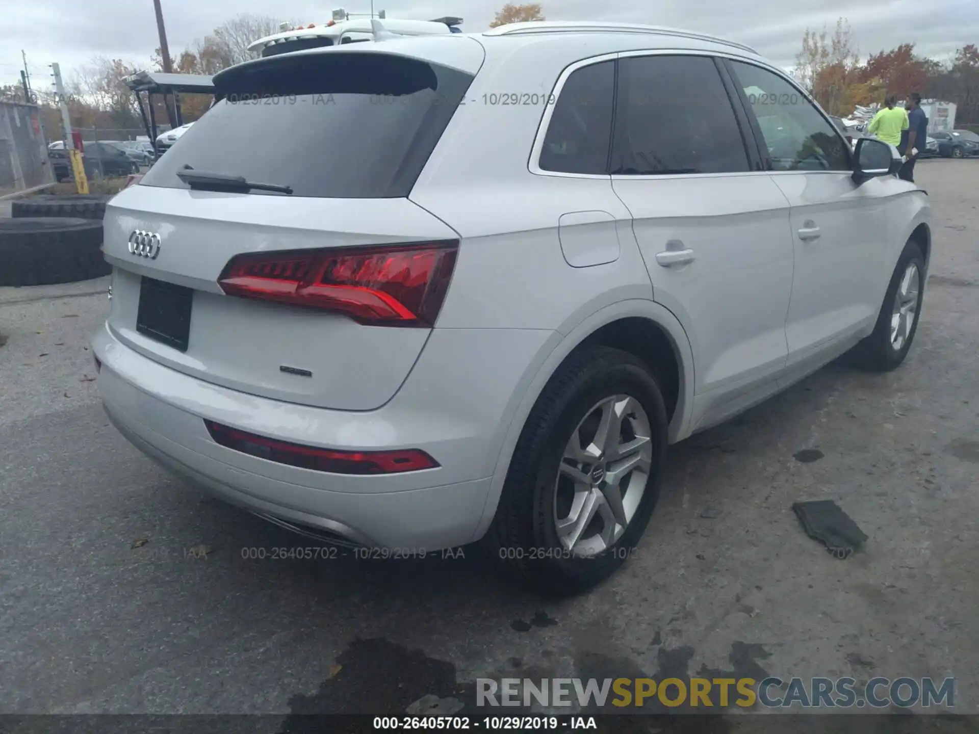 4 Фотография поврежденного автомобиля WA1ANAFY1K2117483 AUDI Q5 2019