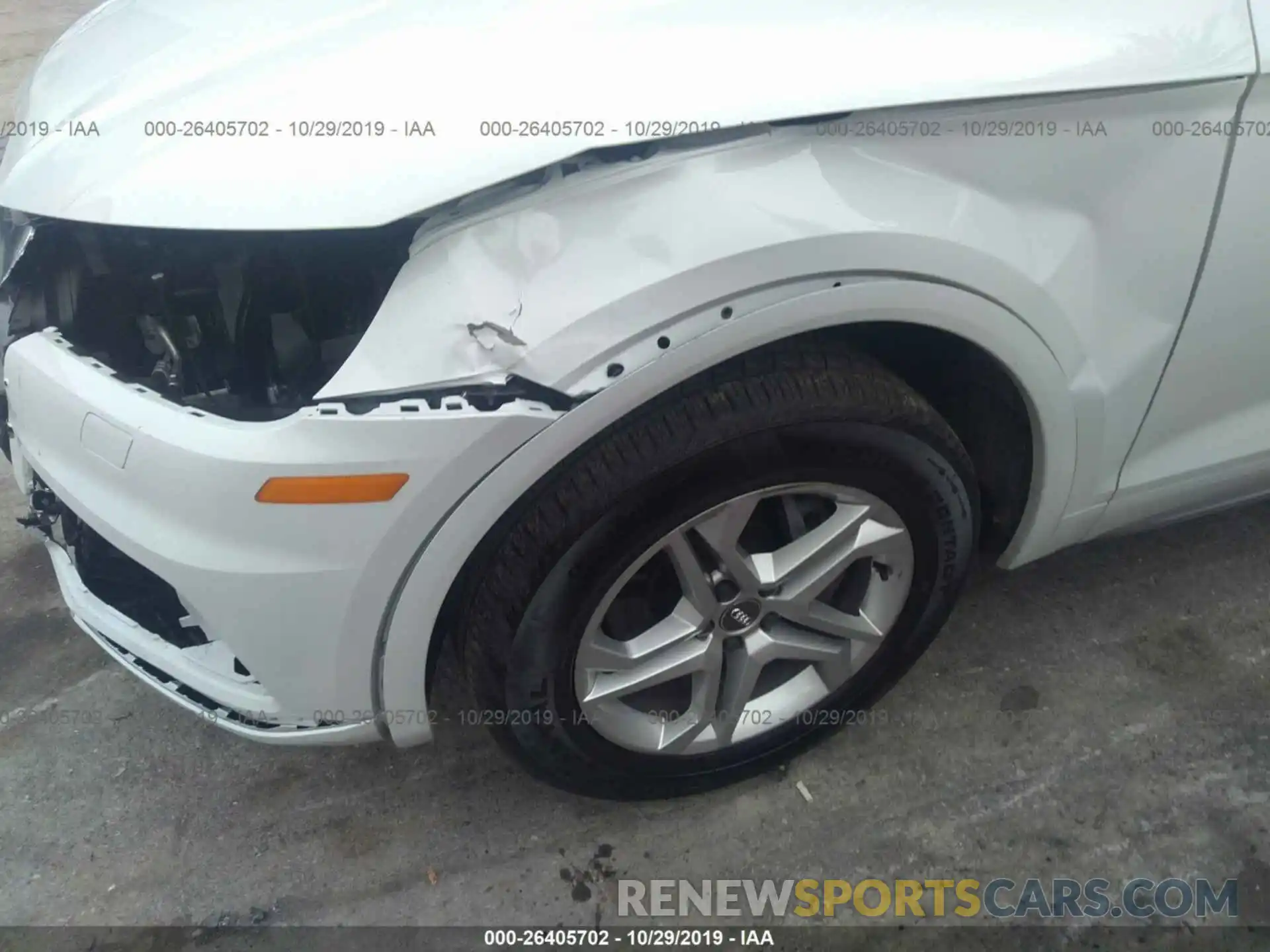 6 Photograph of a damaged car WA1ANAFY1K2117483 AUDI Q5 2019