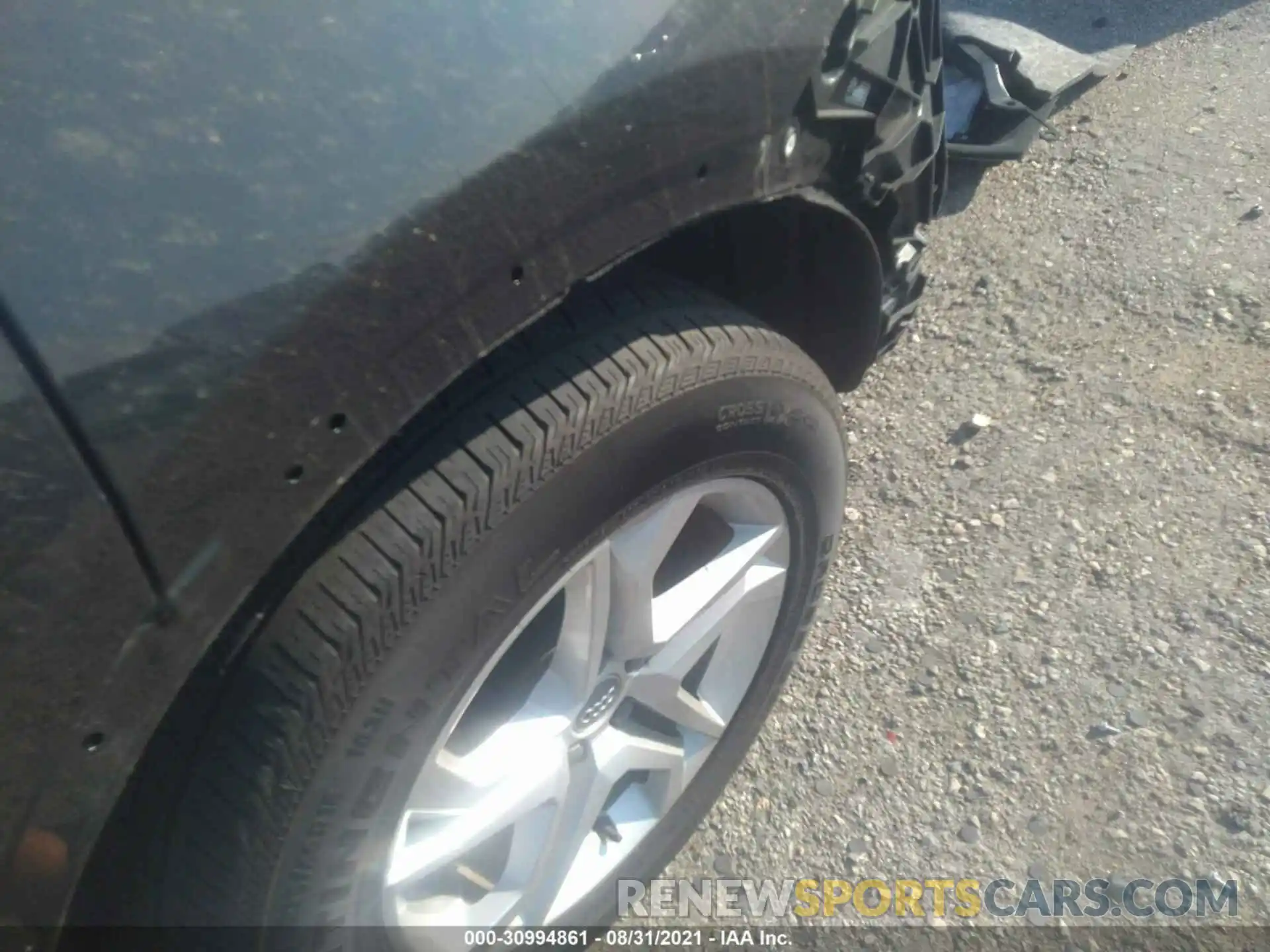 14 Photograph of a damaged car WA1ANAFY1K2121842 AUDI Q5 2019