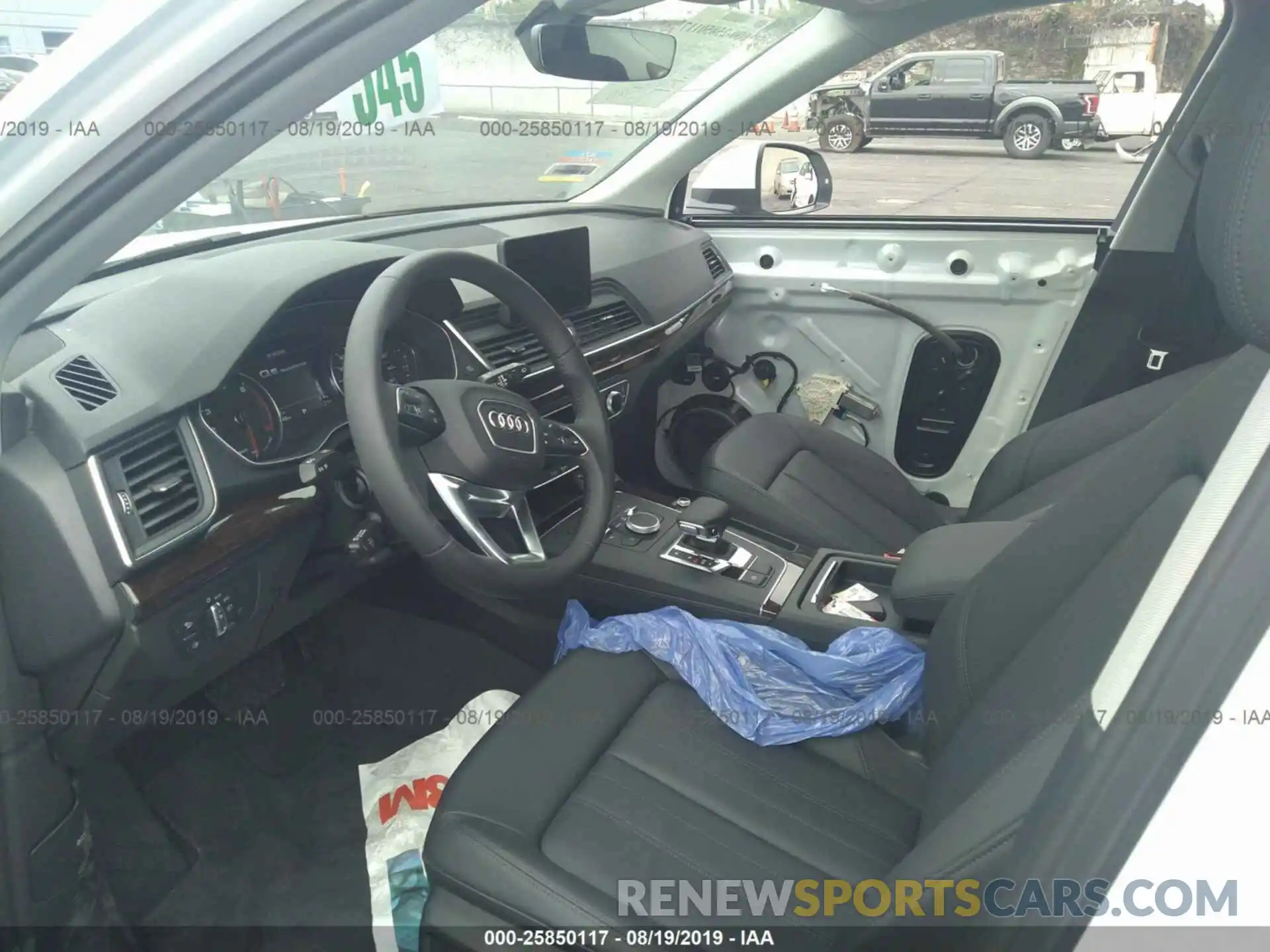 5 Photograph of a damaged car WA1ANAFY1K2131450 AUDI Q5 2019