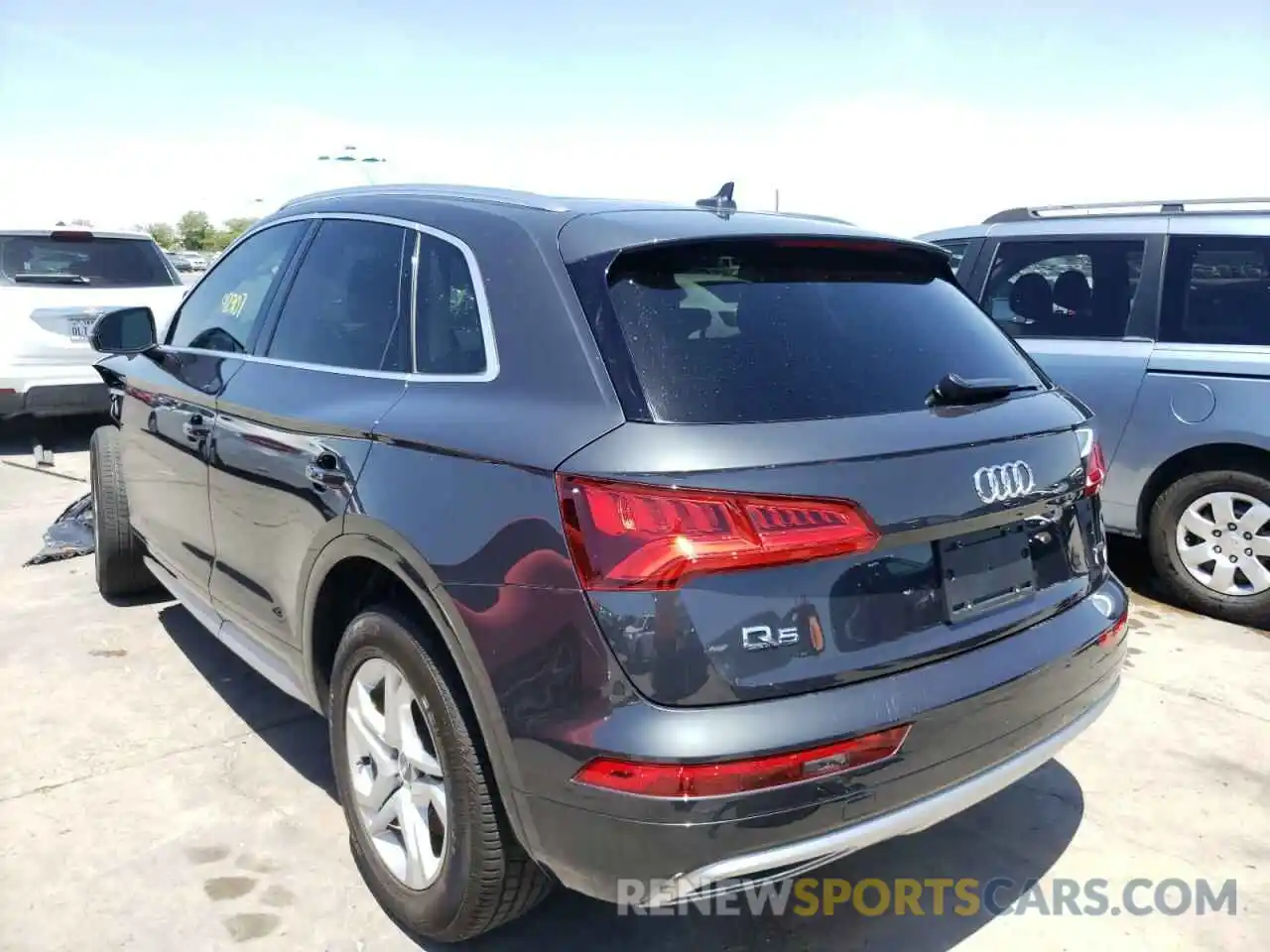 3 Фотография поврежденного автомобиля WA1ANAFY2K2023757 AUDI Q5 2019