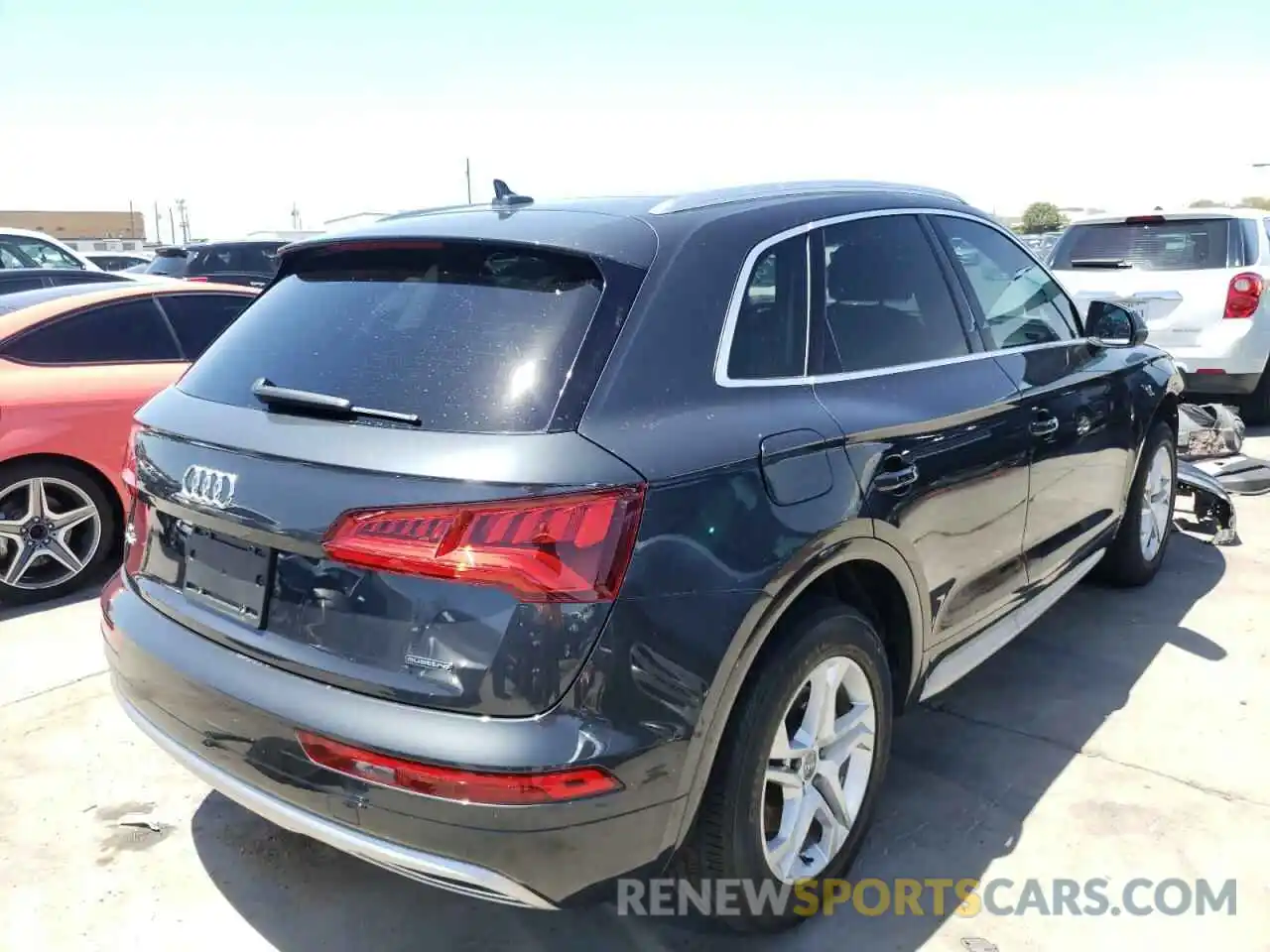 4 Фотография поврежденного автомобиля WA1ANAFY2K2023757 AUDI Q5 2019