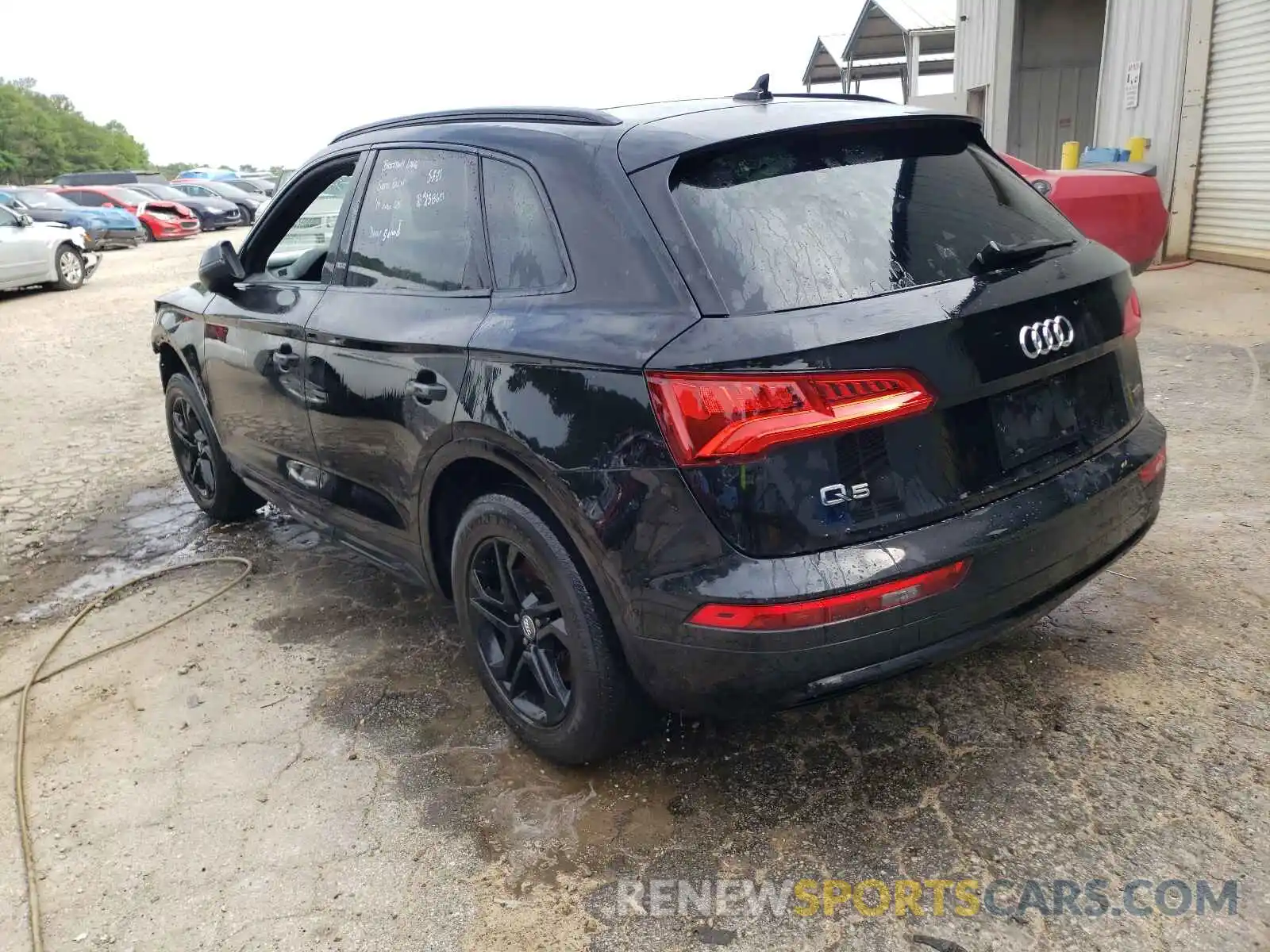 3 Фотография поврежденного автомобиля WA1ANAFY2K2024035 AUDI Q5 2019