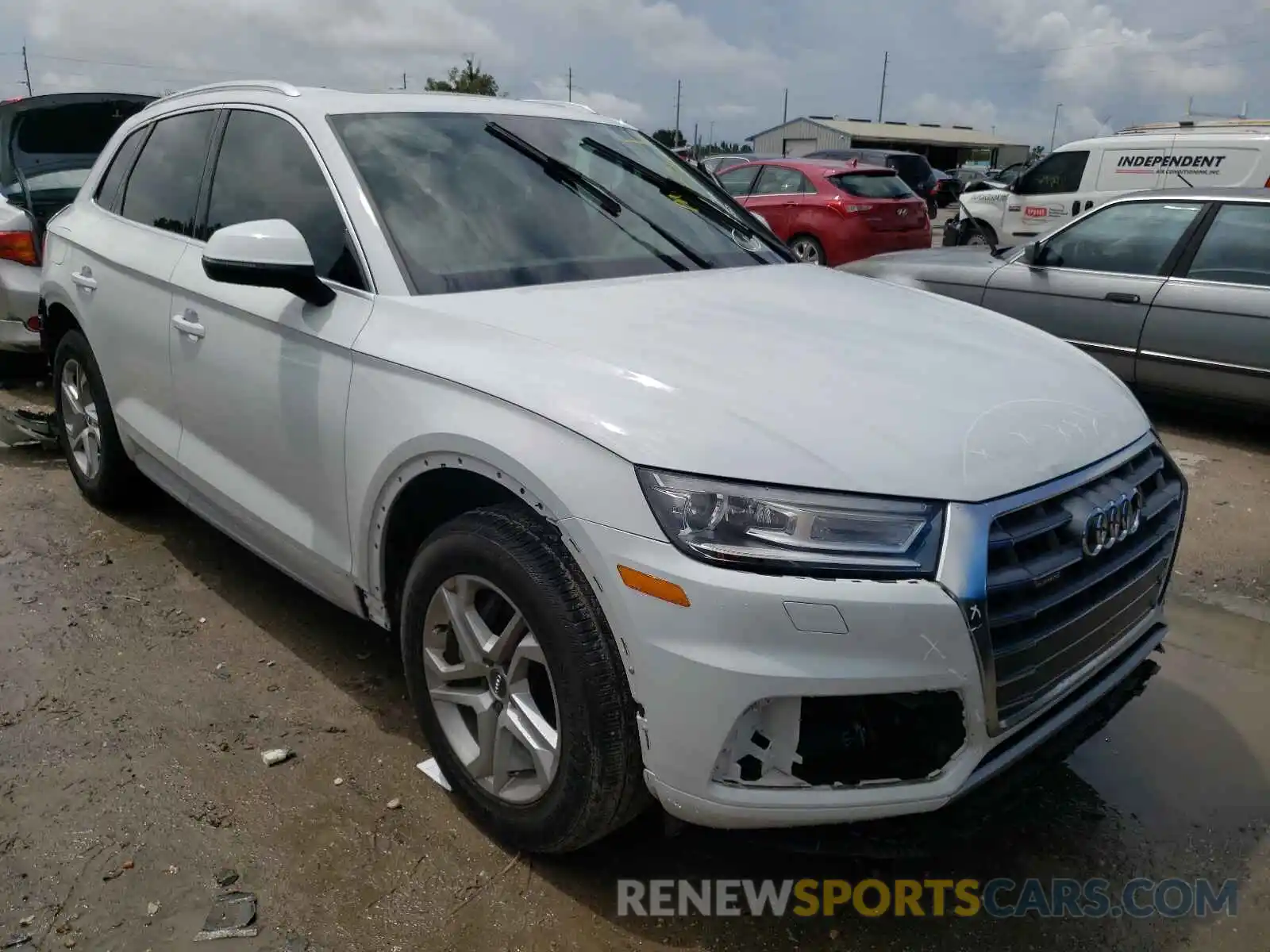 1 Photograph of a damaged car WA1ANAFY2K2041417 AUDI Q5 2019