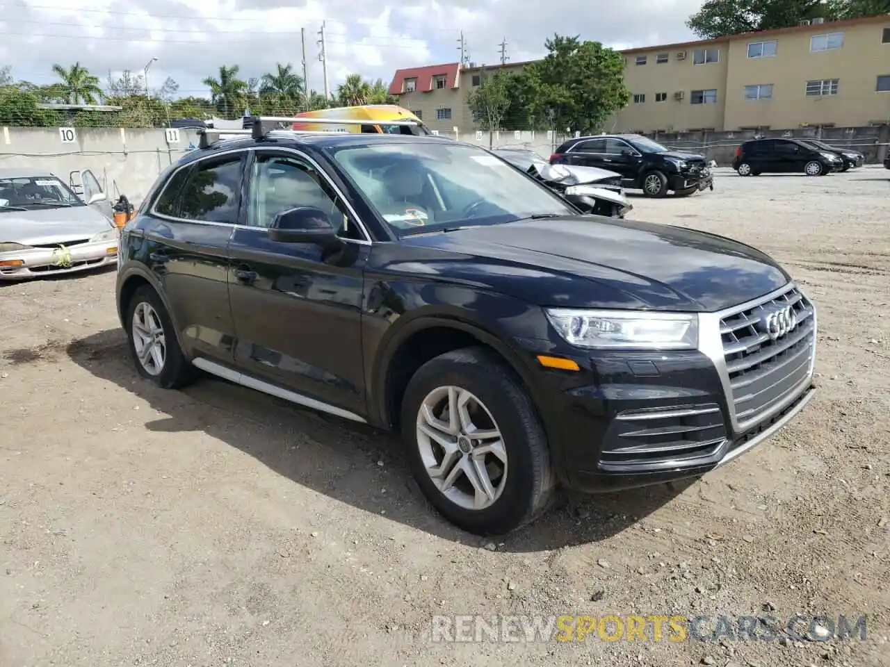 1 Фотография поврежденного автомобиля WA1ANAFY2K2041546 AUDI Q5 2019