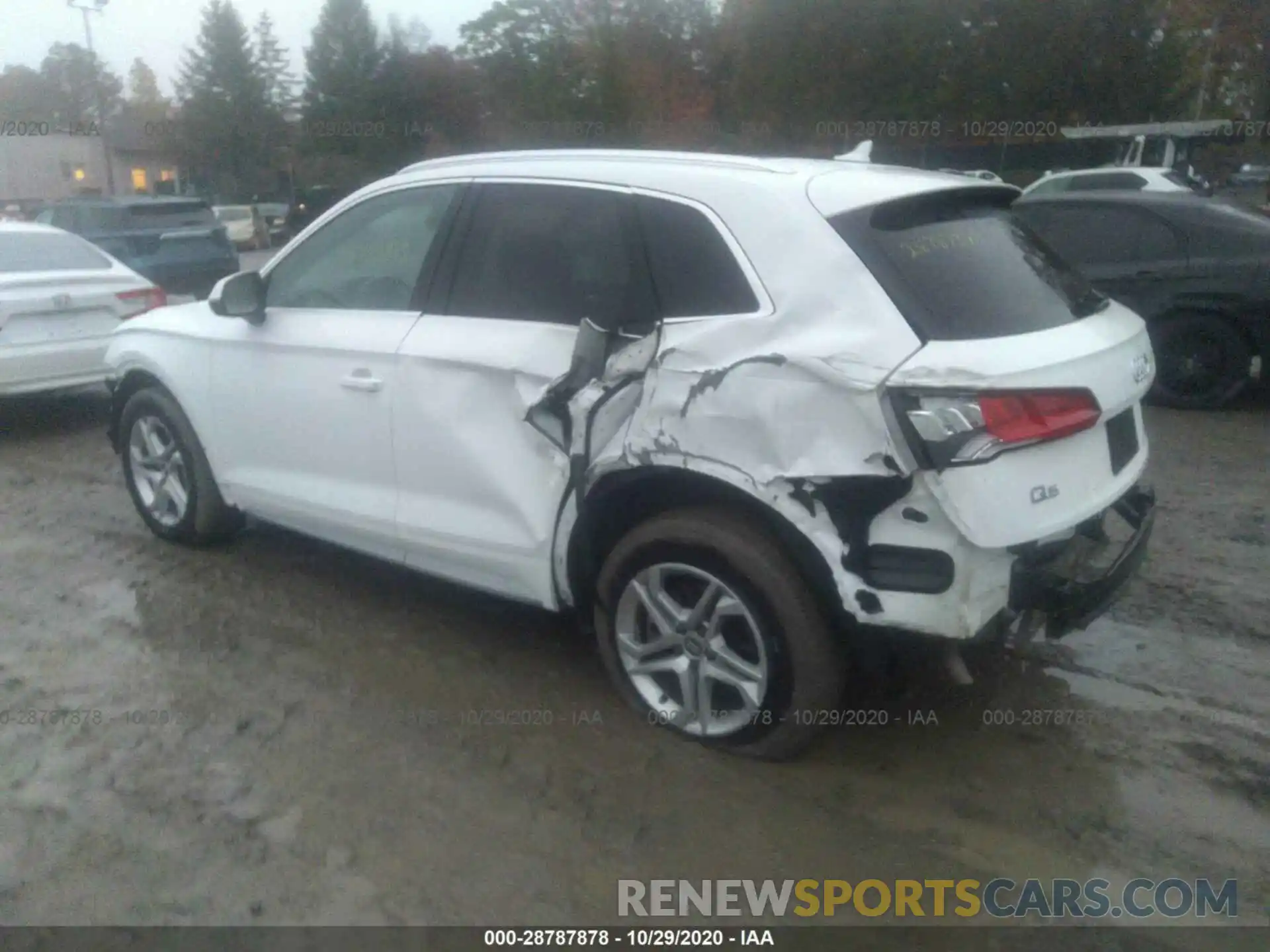 3 Photograph of a damaged car WA1ANAFY2K2045595 AUDI Q5 2019