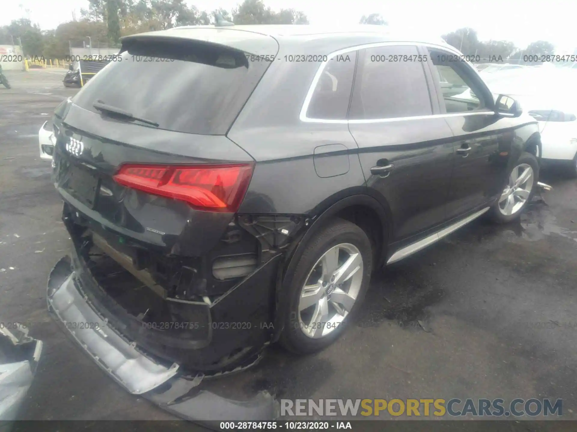 4 Photograph of a damaged car WA1ANAFY2K2059884 AUDI Q5 2019