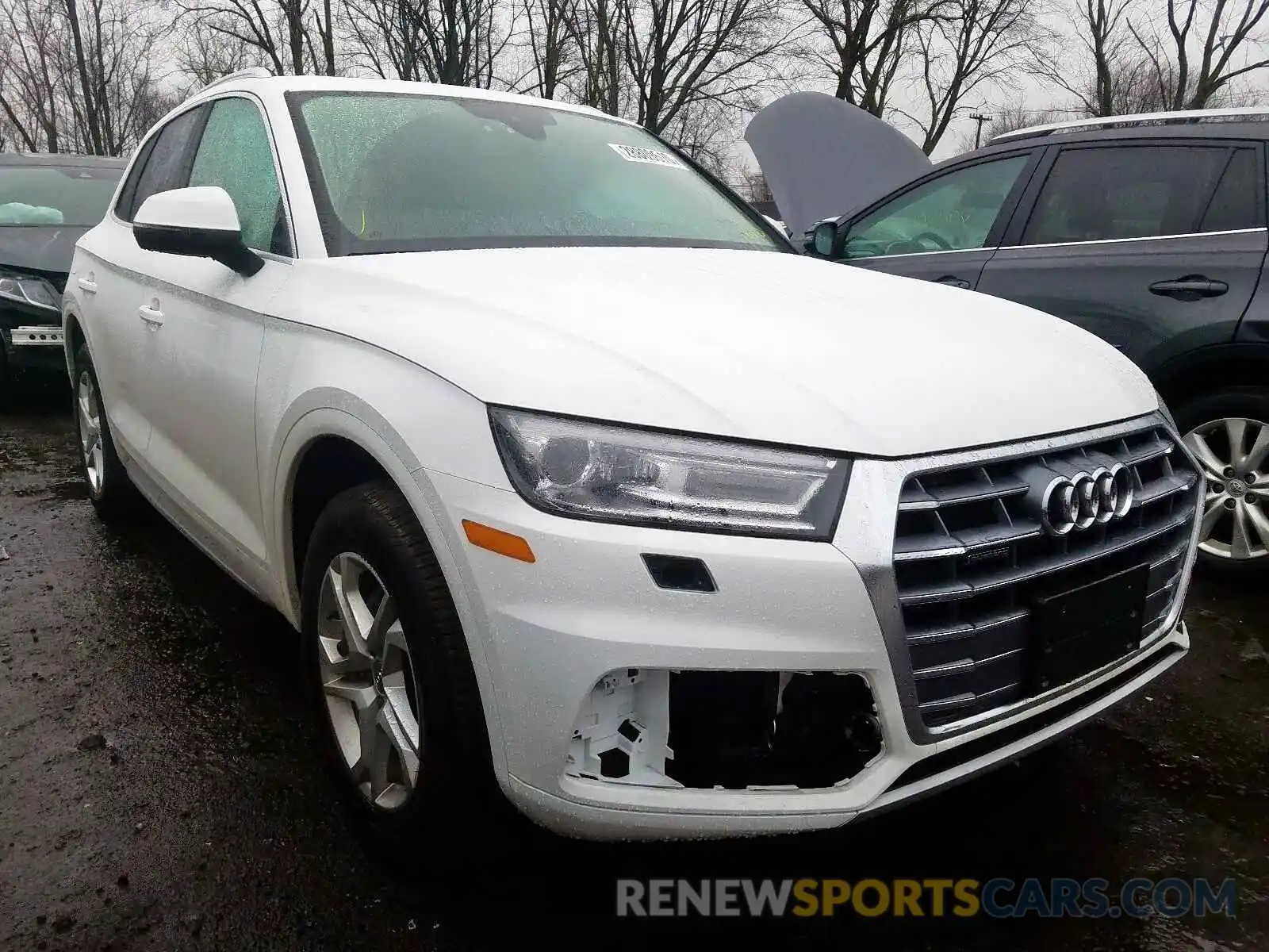 1 Photograph of a damaged car WA1ANAFY2K2105018 AUDI Q5 2019