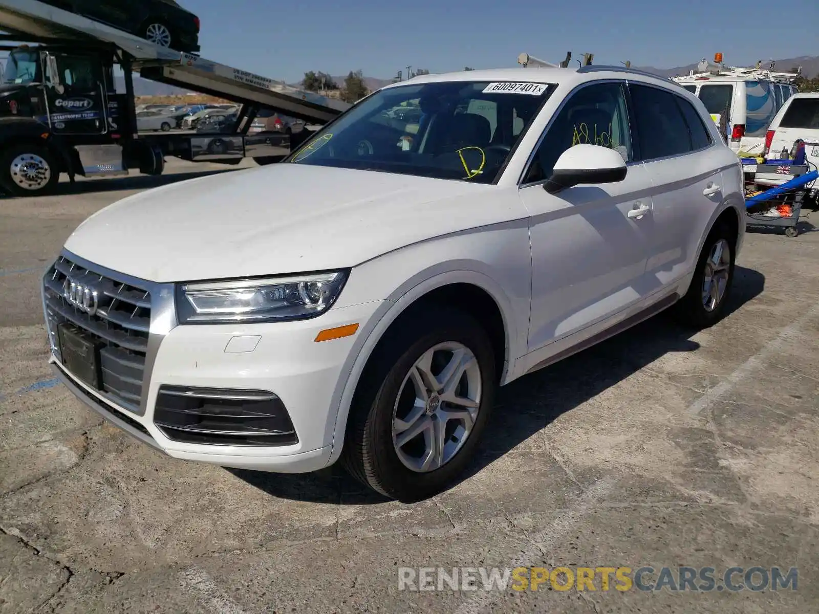 2 Фотография поврежденного автомобиля WA1ANAFY2K2116343 AUDI Q5 2019