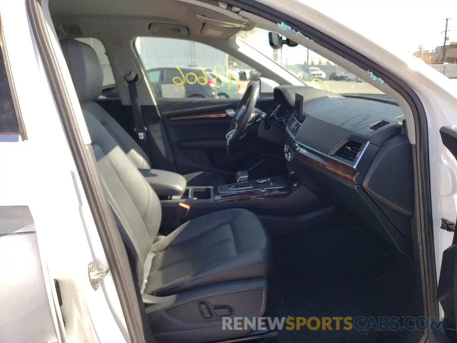 5 Photograph of a damaged car WA1ANAFY2K2116343 AUDI Q5 2019