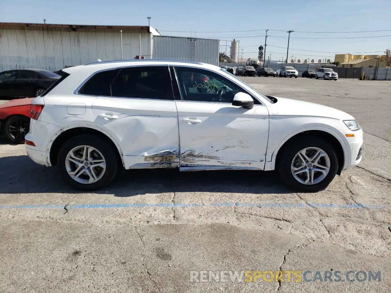 9 Photograph of a damaged car WA1ANAFY2K2116343 AUDI Q5 2019