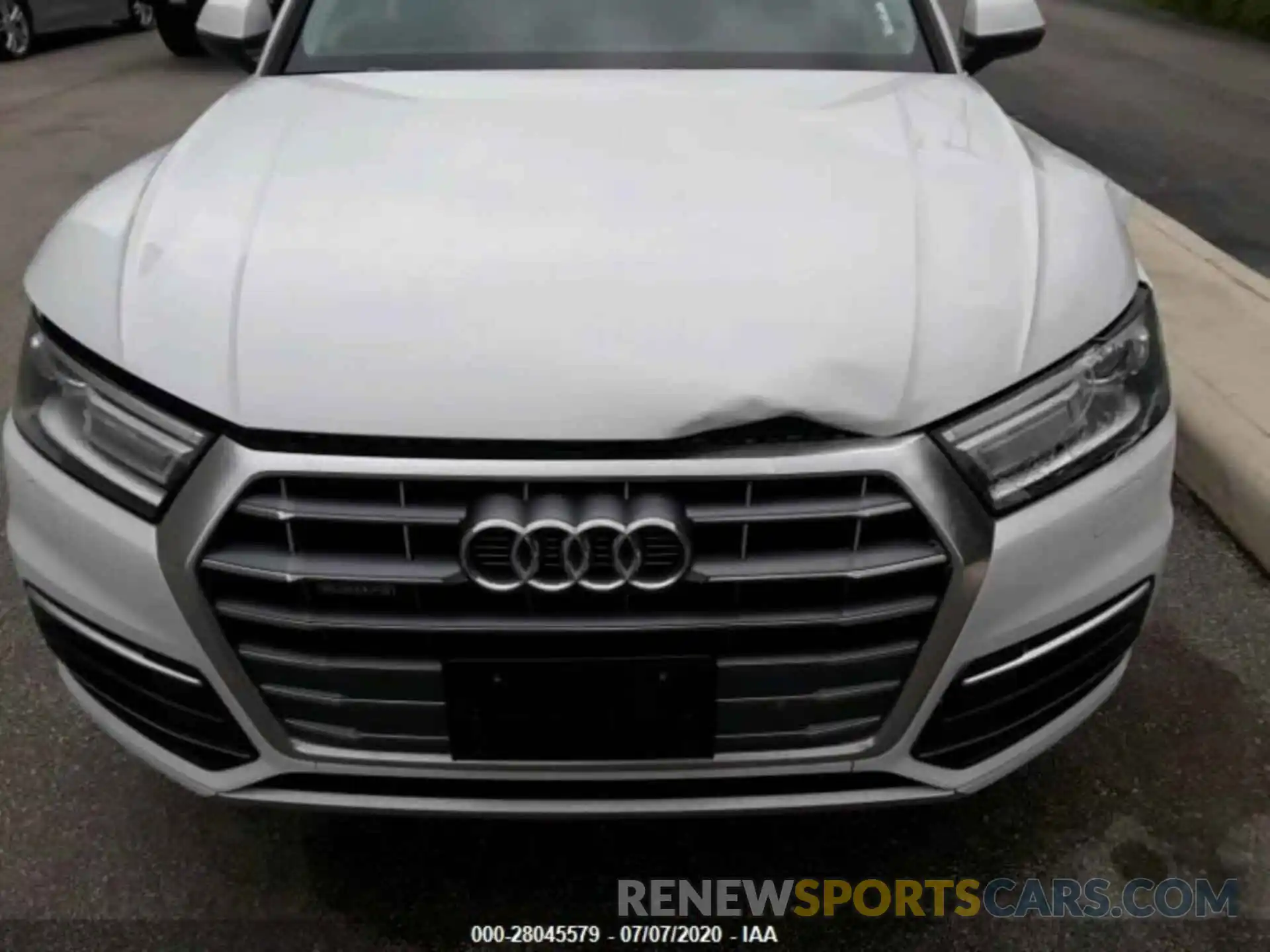 1 Photograph of a damaged car WA1ANAFY2K2117993 AUDI Q5 2019