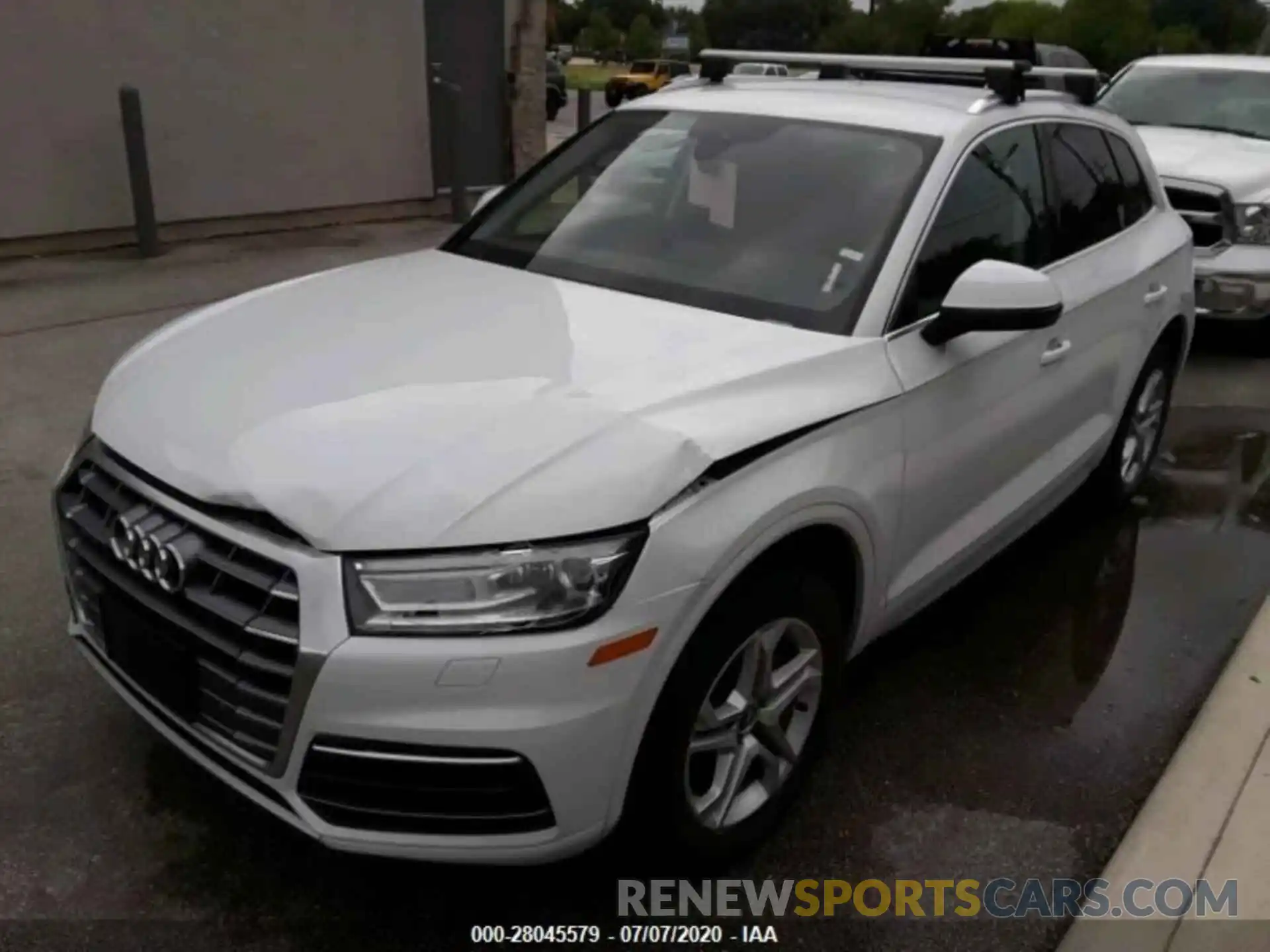 4 Фотография поврежденного автомобиля WA1ANAFY2K2117993 AUDI Q5 2019