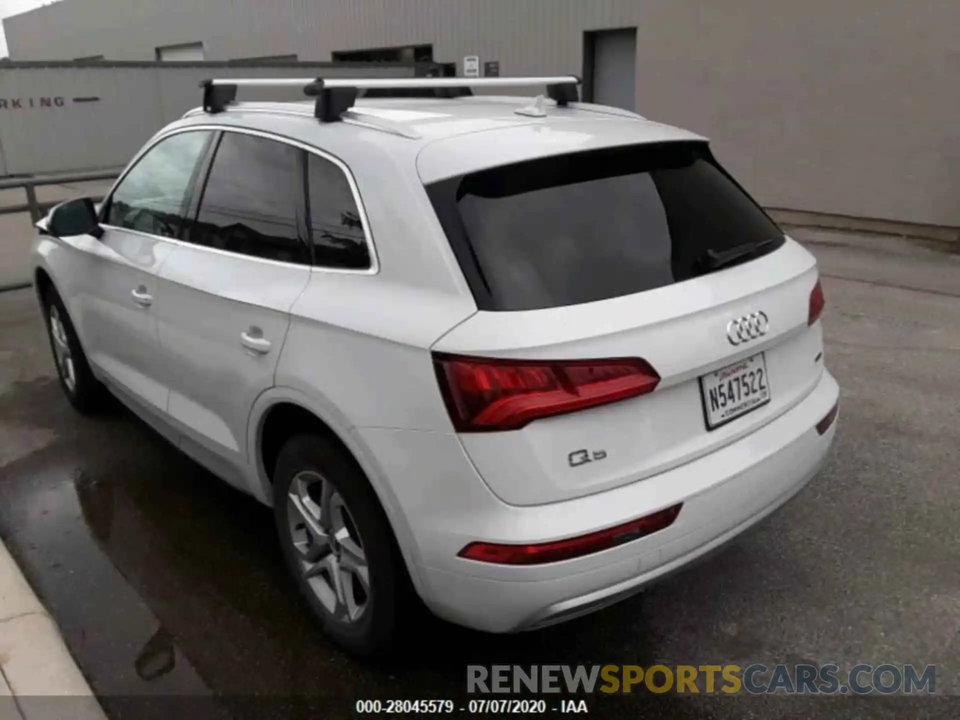 5 Photograph of a damaged car WA1ANAFY2K2117993 AUDI Q5 2019