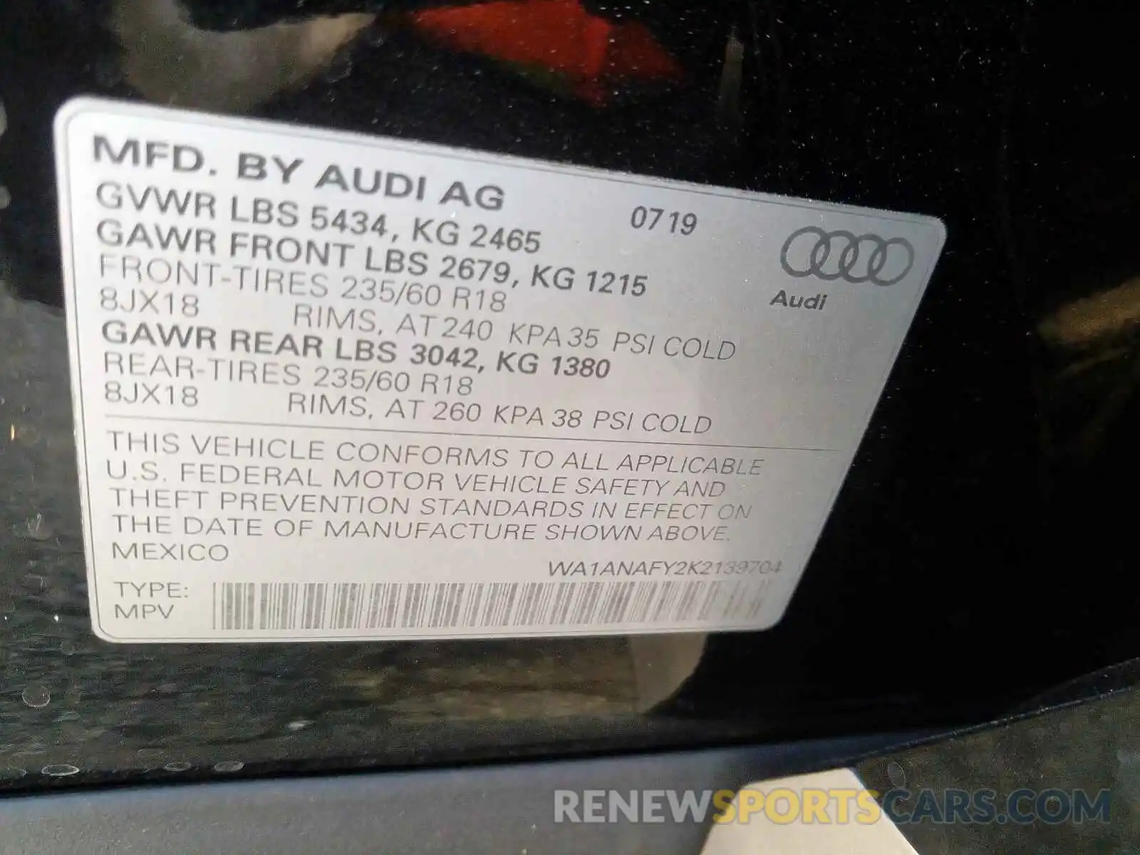 10 Фотография поврежденного автомобиля WA1ANAFY2K2139704 AUDI Q5 2019