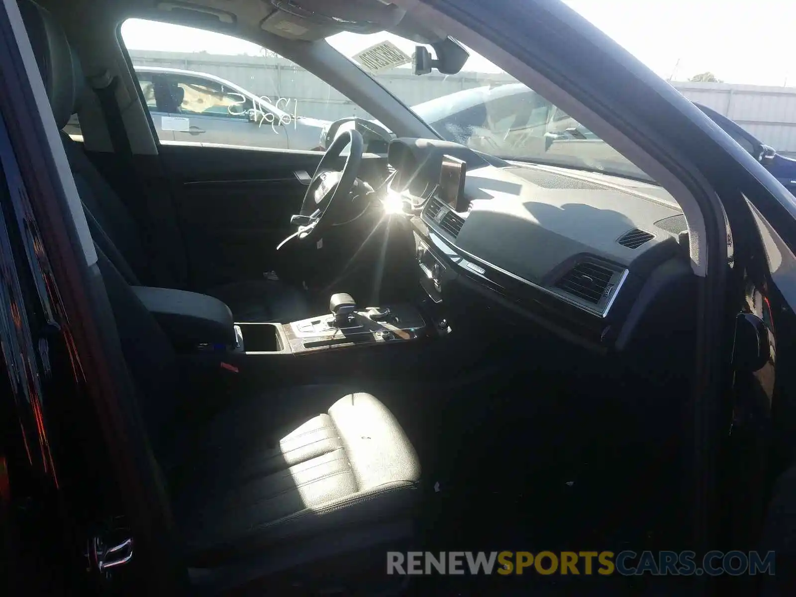 5 Photograph of a damaged car WA1ANAFY3K2037523 AUDI Q5 2019