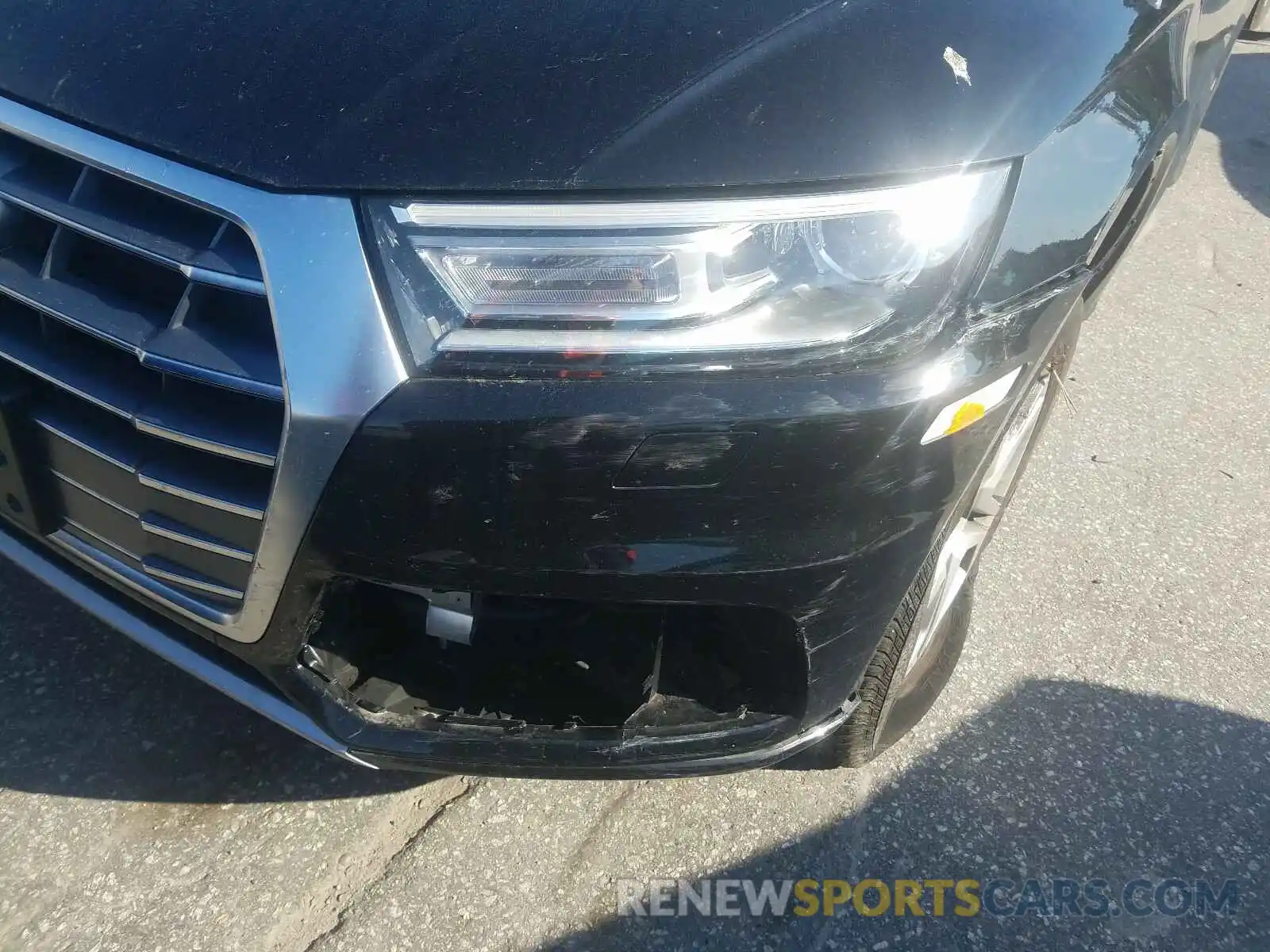 9 Photograph of a damaged car WA1ANAFY3K2037523 AUDI Q5 2019