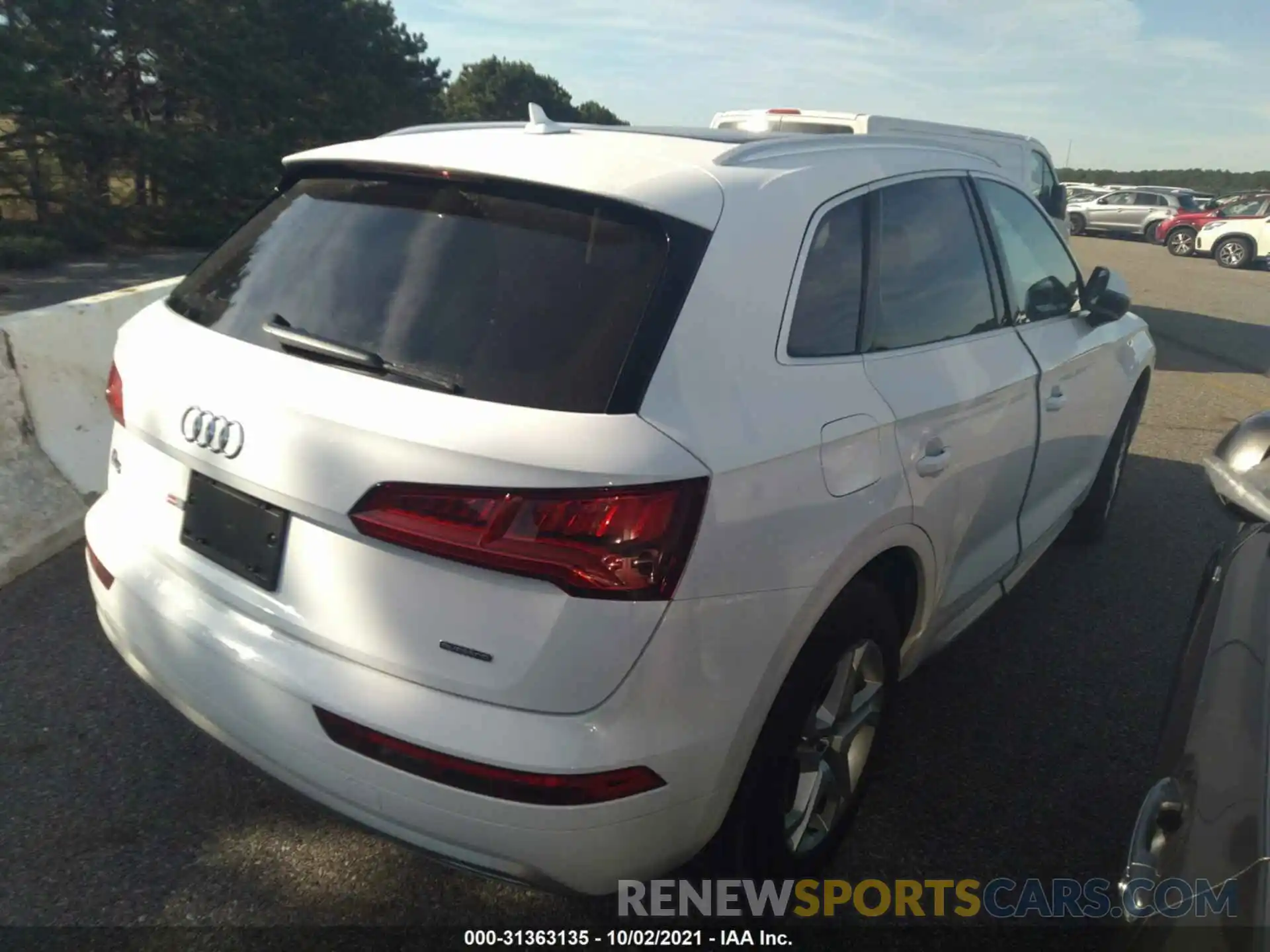 4 Фотография поврежденного автомобиля WA1ANAFY3K2050689 AUDI Q5 2019