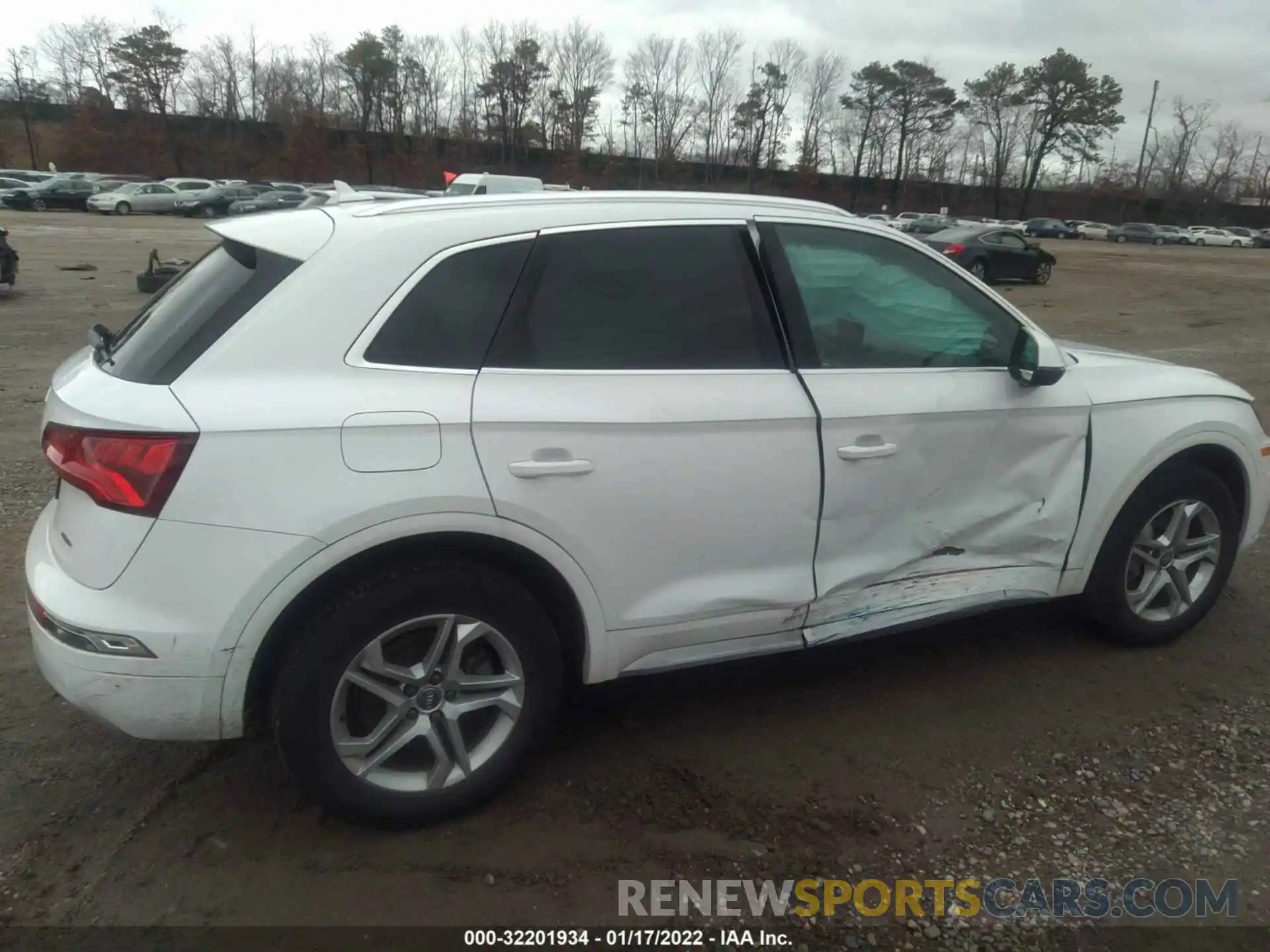 6 Photograph of a damaged car WA1ANAFY3K2053740 AUDI Q5 2019